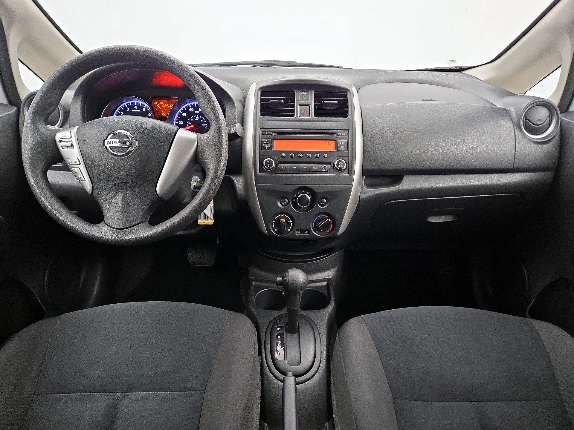 Thumbnail: 2016 Nissan Versa Note - 9