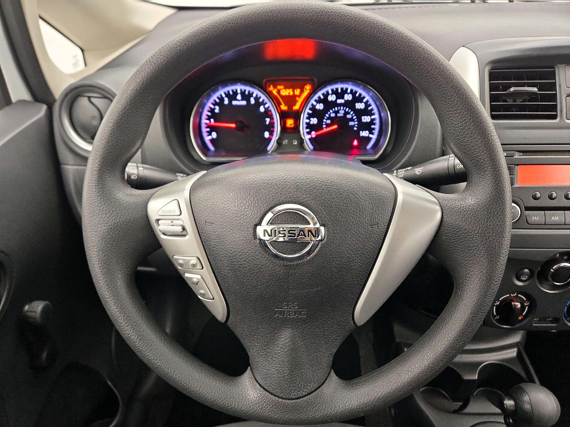 Thumbnail: 2016 Nissan Versa Note - 10