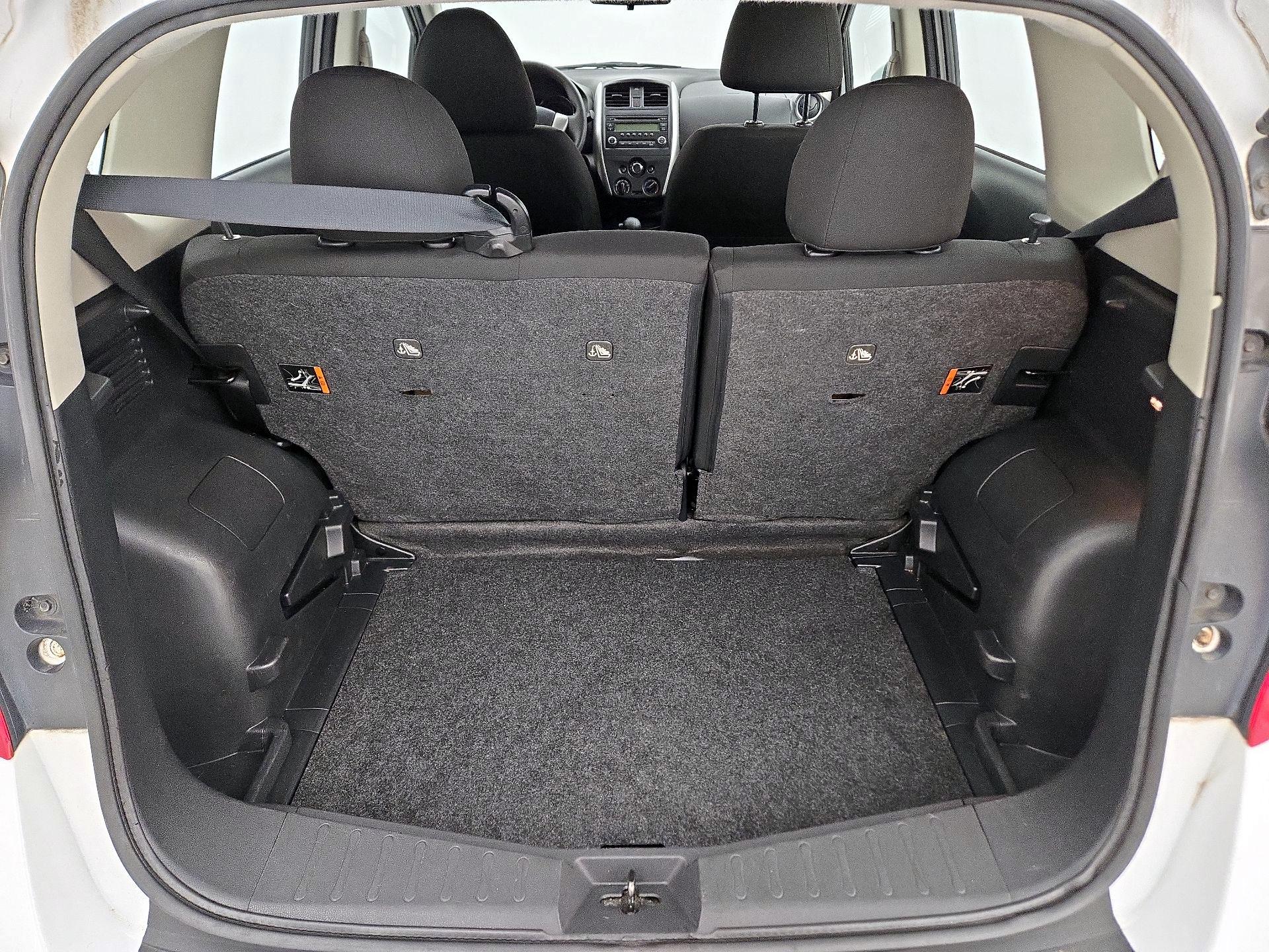 Thumbnail: 2016 Nissan Versa Note - 19
