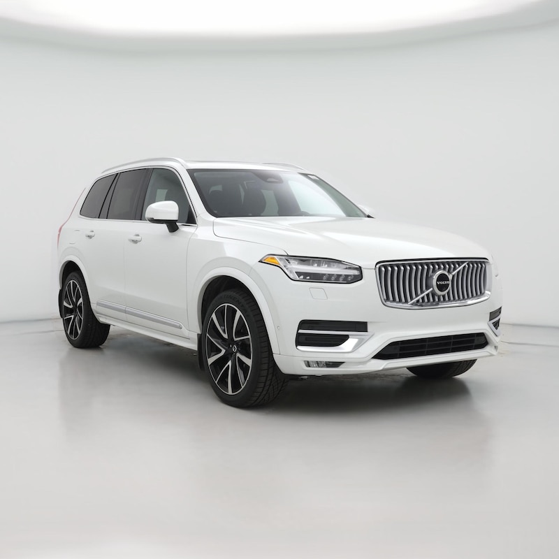 2023 Volvo XC90 B5 Plus