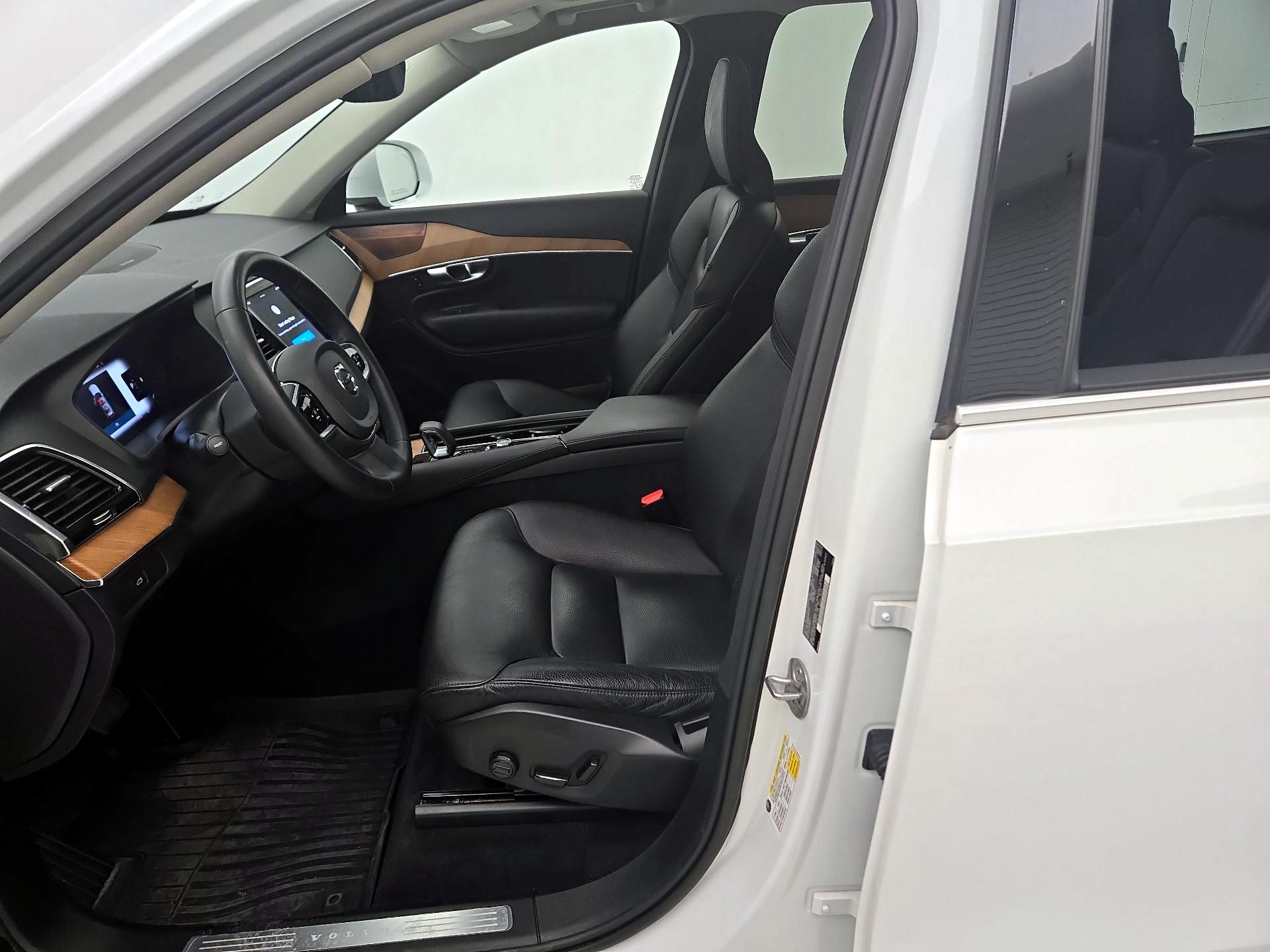 Thumbnail: 2023 Volvo XC90 - 11