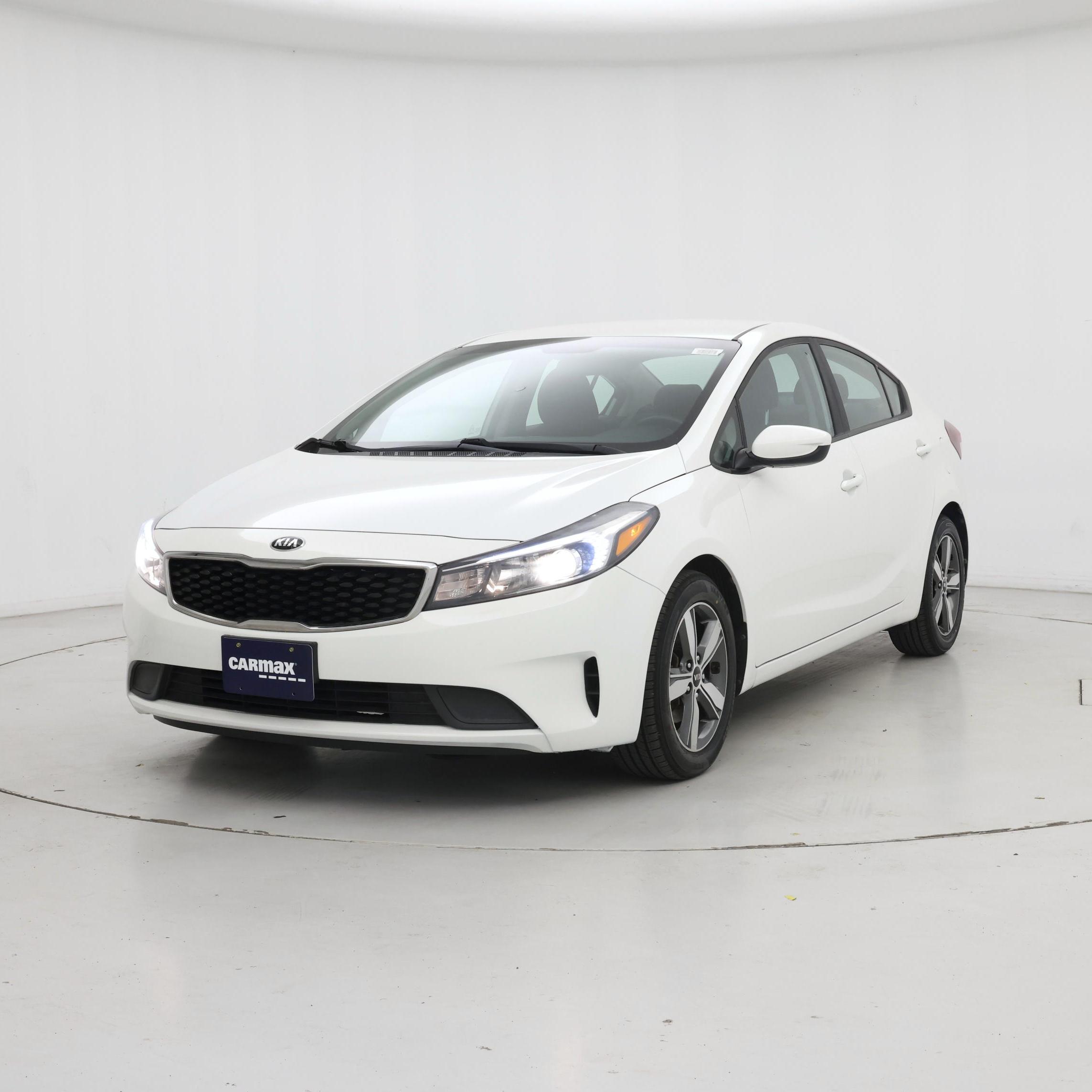 Thumbnail: 2018 Kia Forte - 4