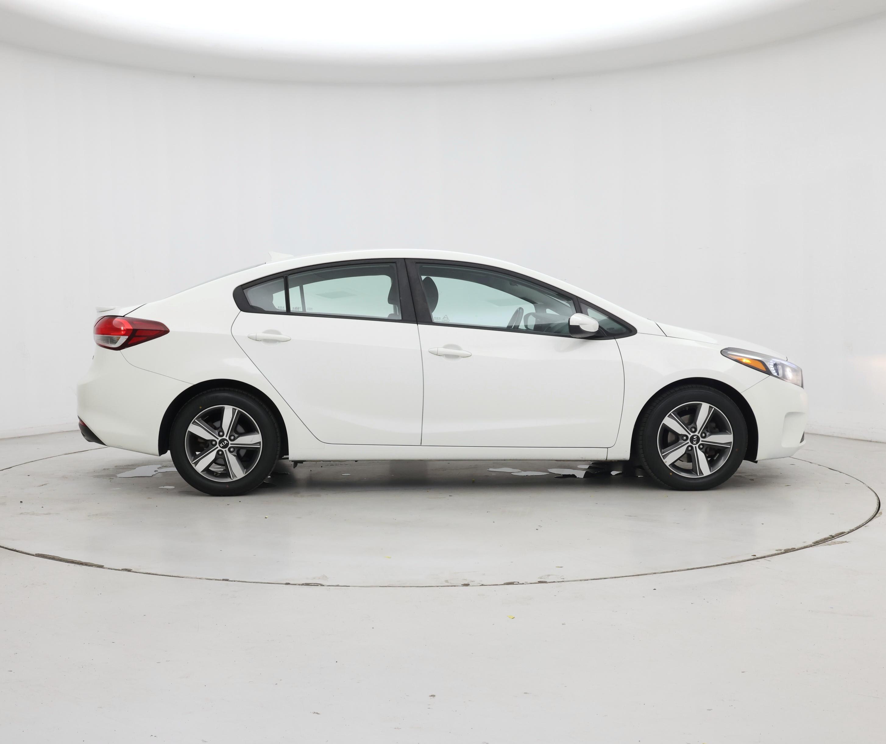 Thumbnail: 2018 Kia Forte - 7