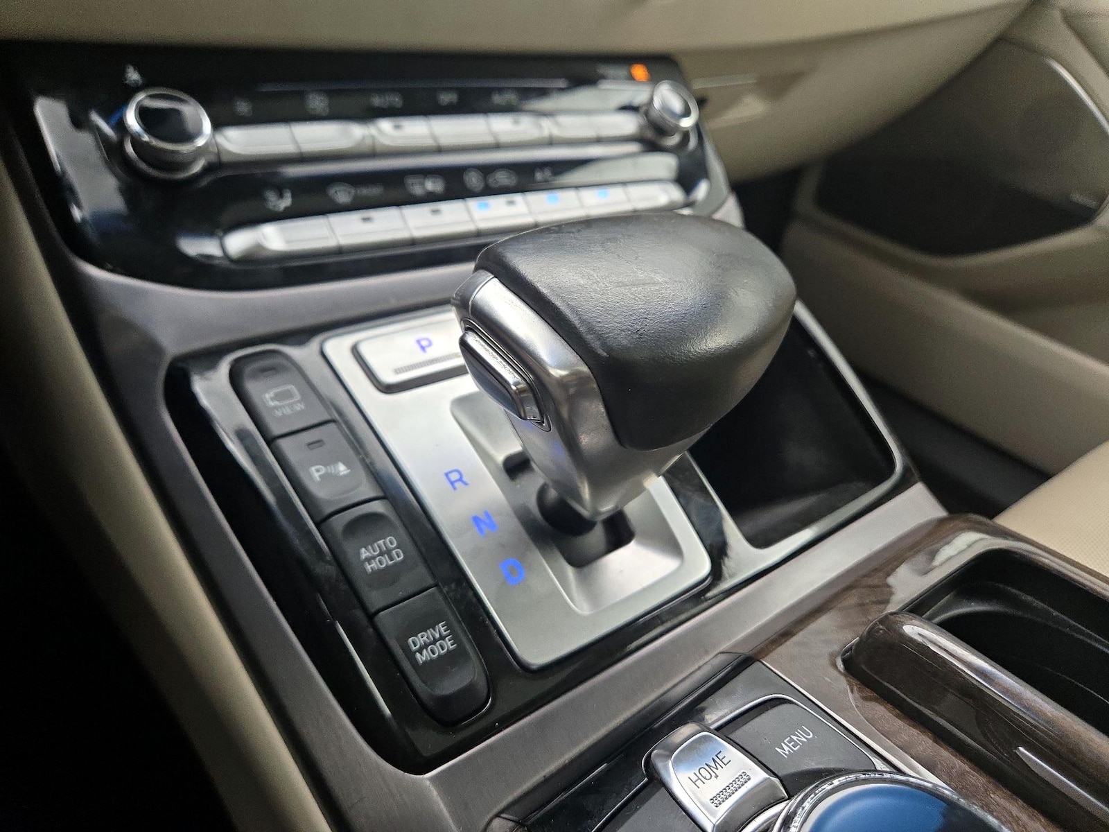 2019 GENESIS G90 Premium - Photo 18