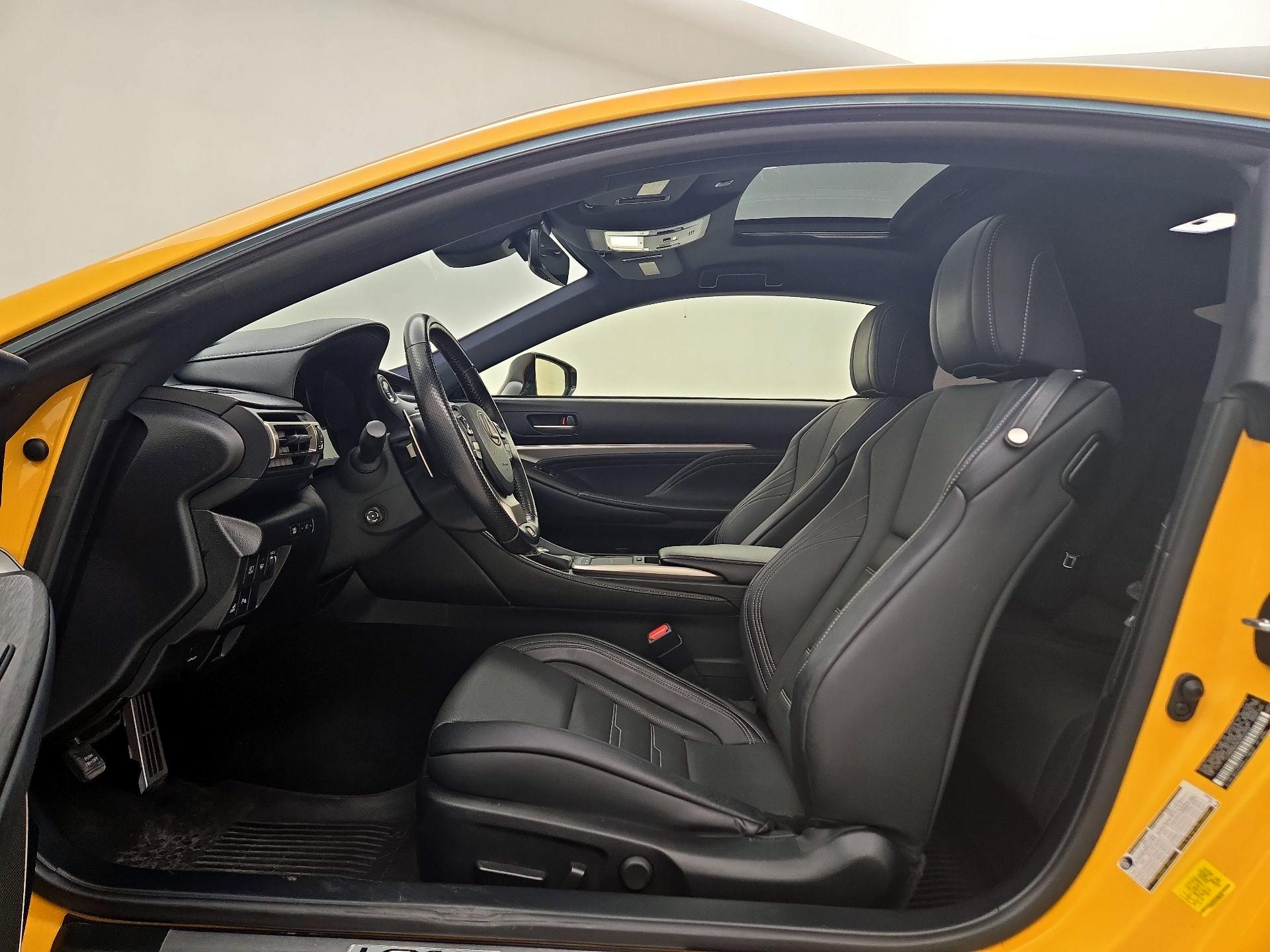 Thumbnail: 2019 Lexus RC - 11