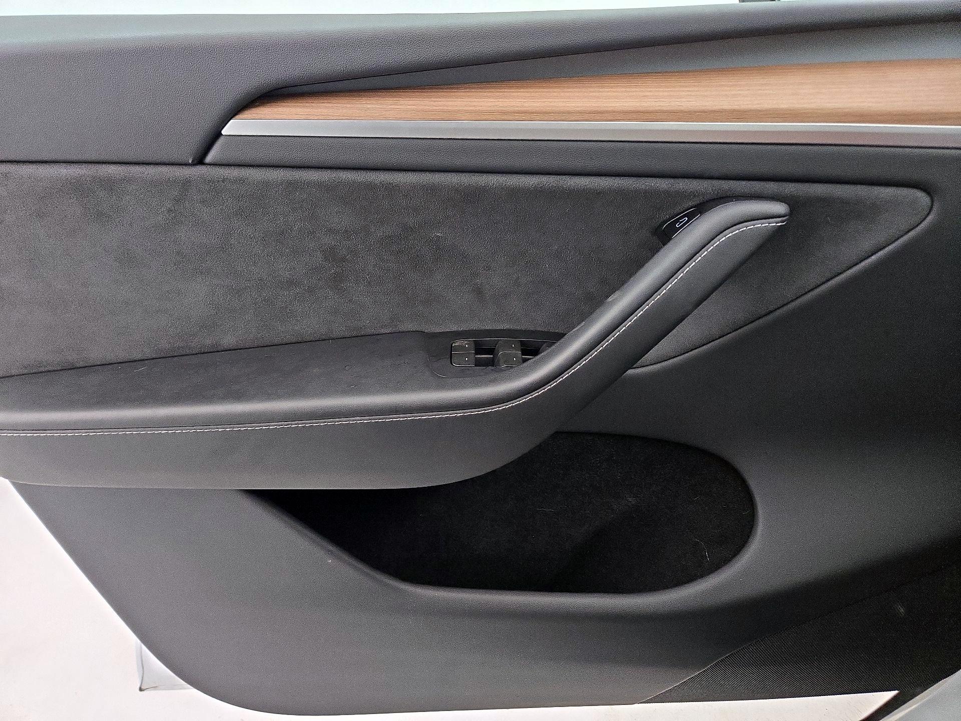 Thumbnail: 2024 Tesla Model Y - 12