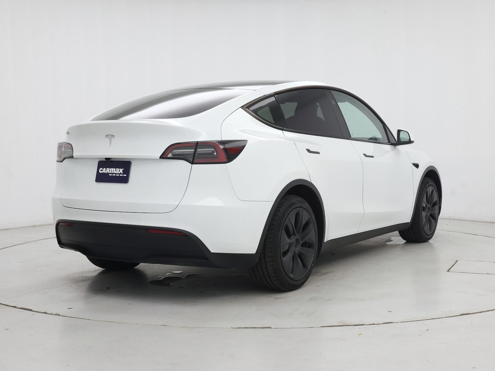 2024 Tesla Model Y Long Range - Photo 9