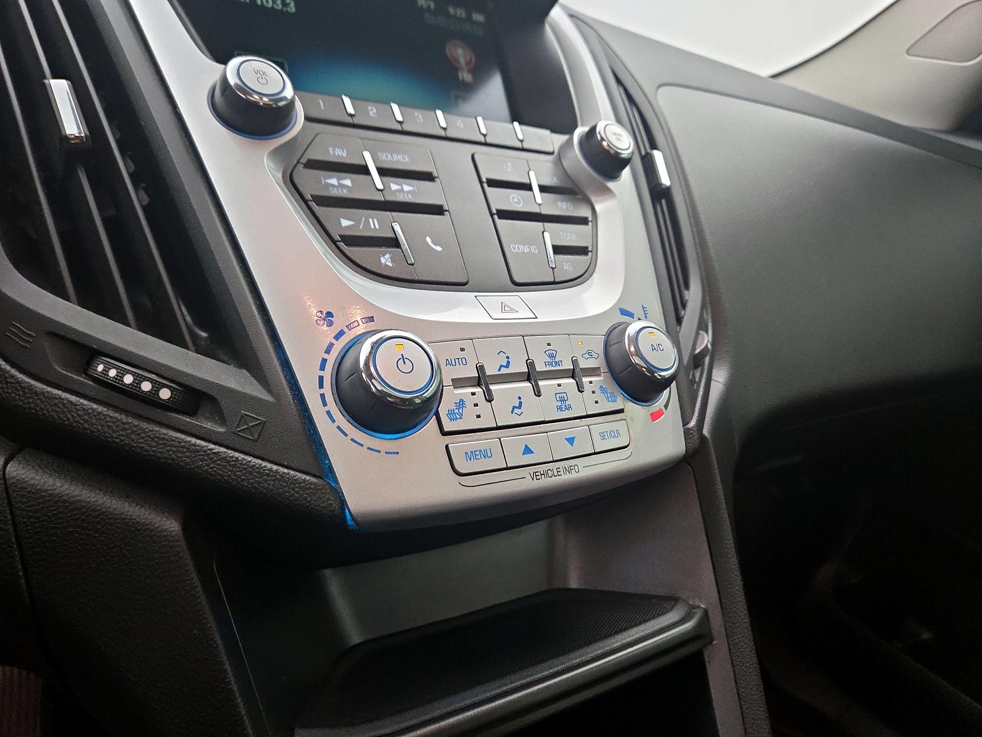 Thumbnail: 2016 Chevrolet Equinox - 15