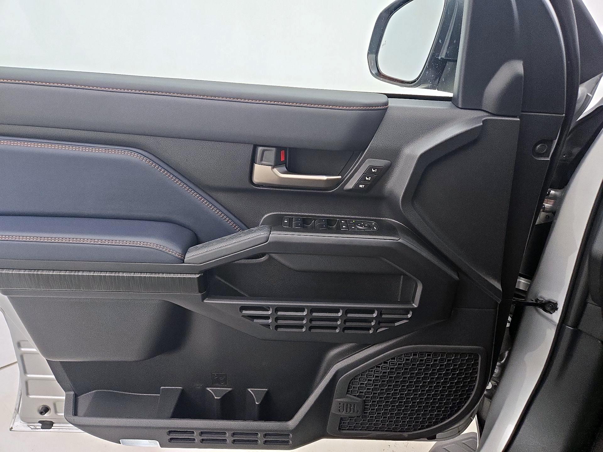 Thumbnail: 2026 Toyota 4Runner - 12
