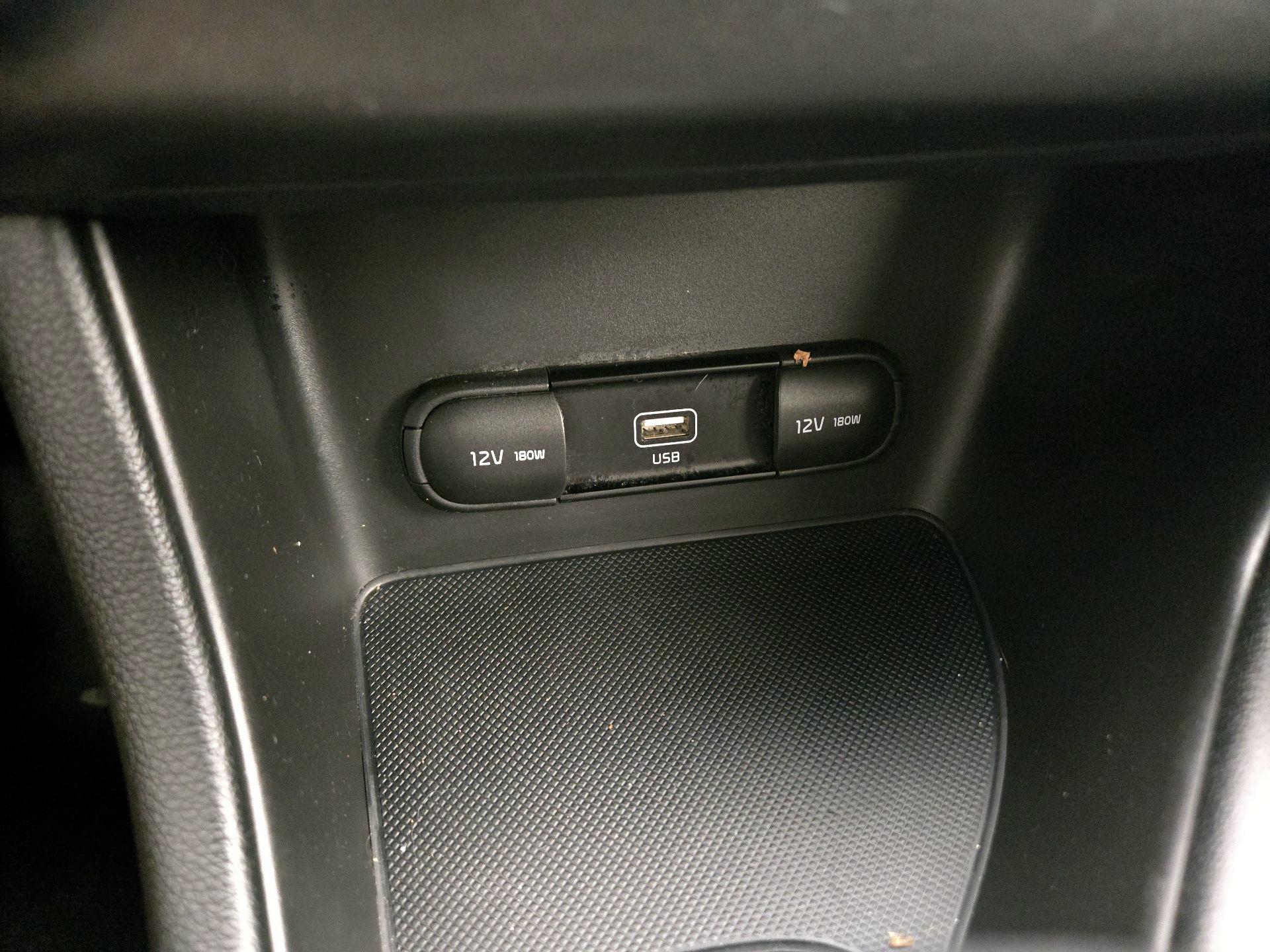 Thumbnail: 2017 Honda Fit - 18