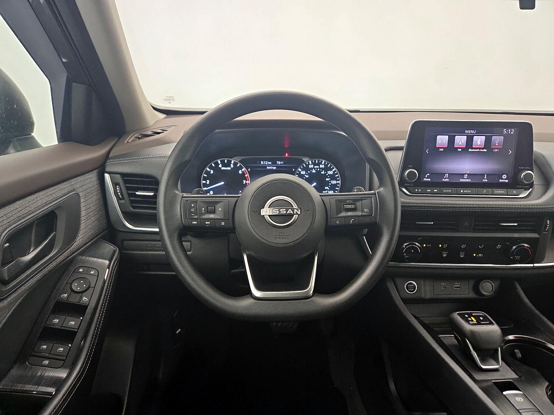 Thumbnail: 2022 Nissan Rogue - 10