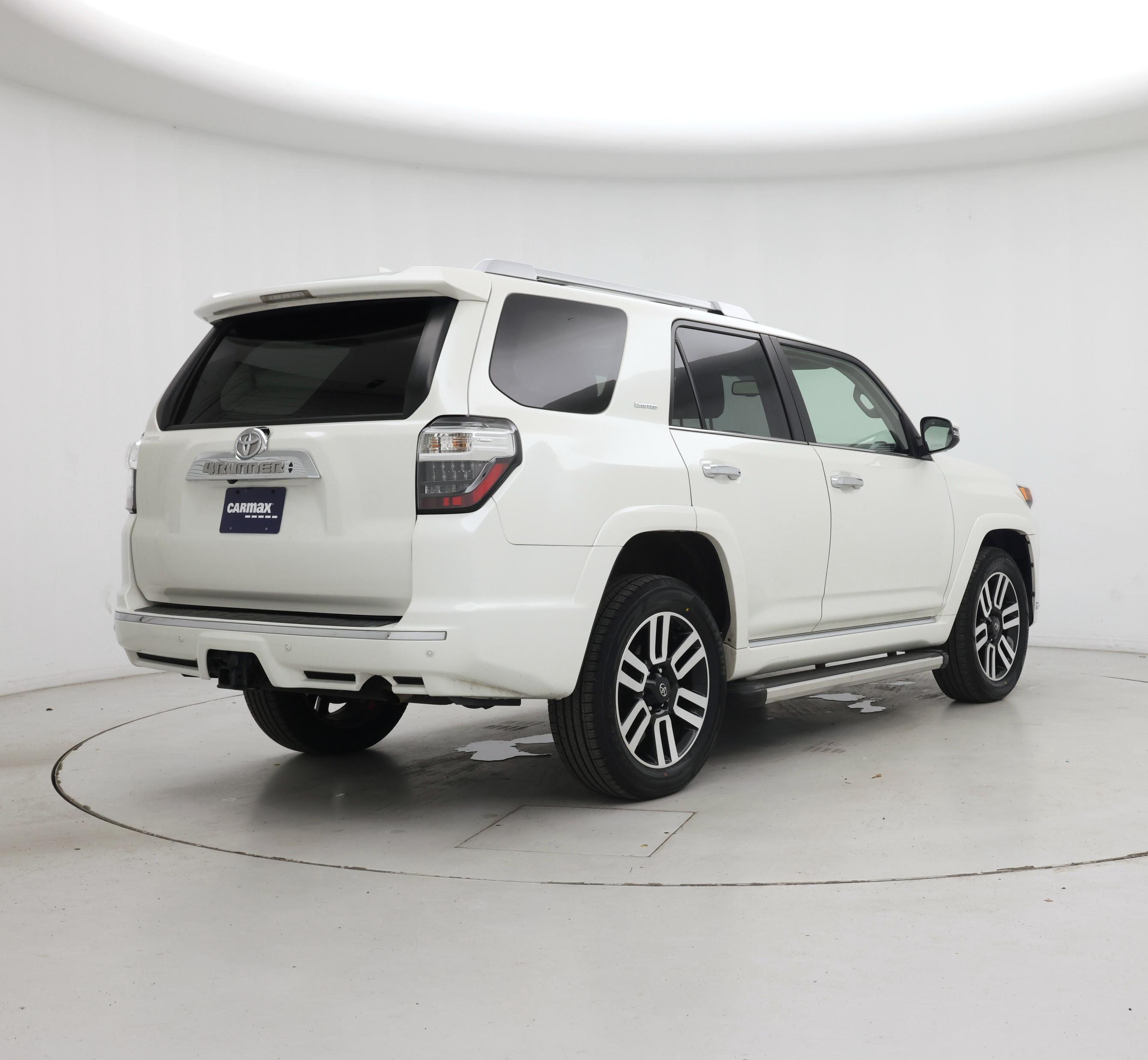 Thumbnail: 2022 Toyota 4Runner - 8