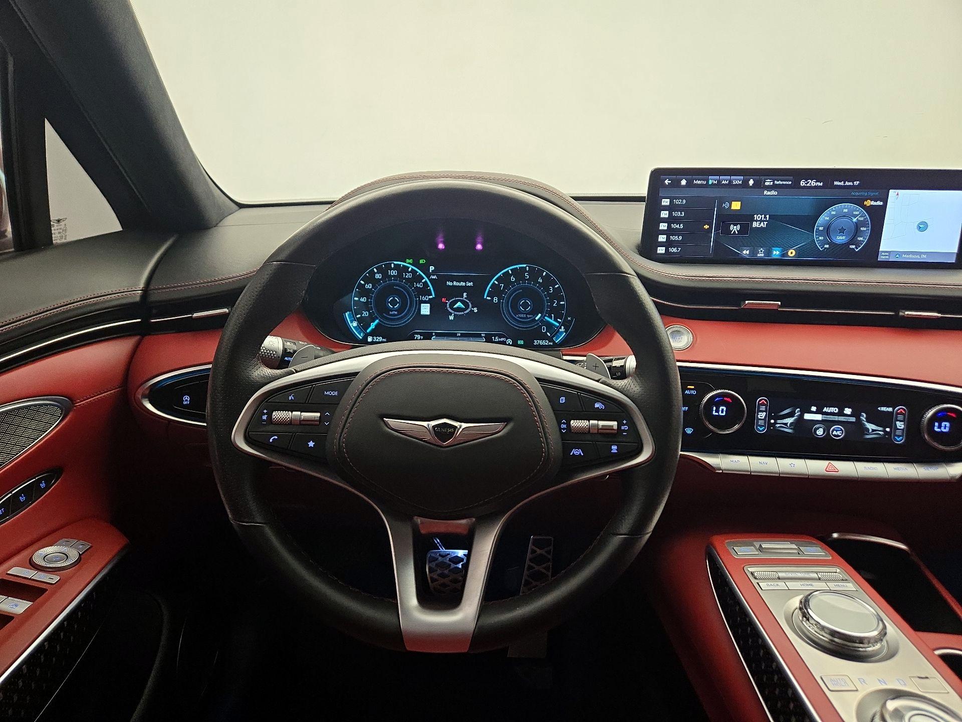 Thumbnail: 2023 Genesis GV70 - 10