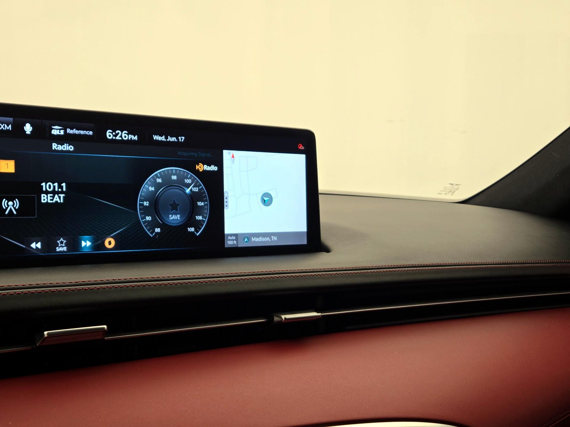 Thumbnail: 2023 Genesis GV70 - 14