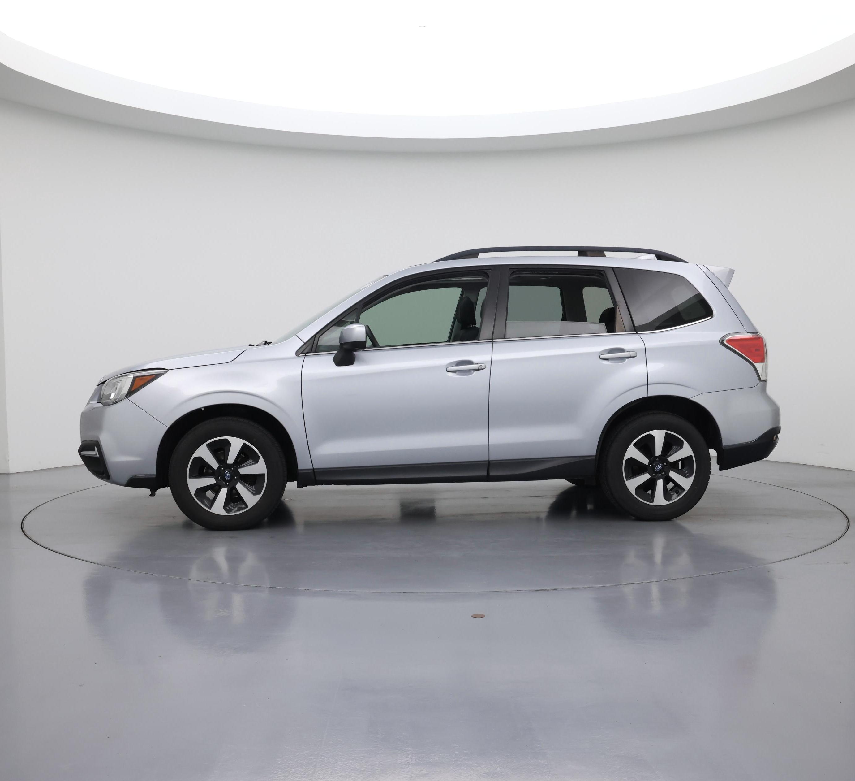 Thumbnail: 2017 Subaru Forester - 3