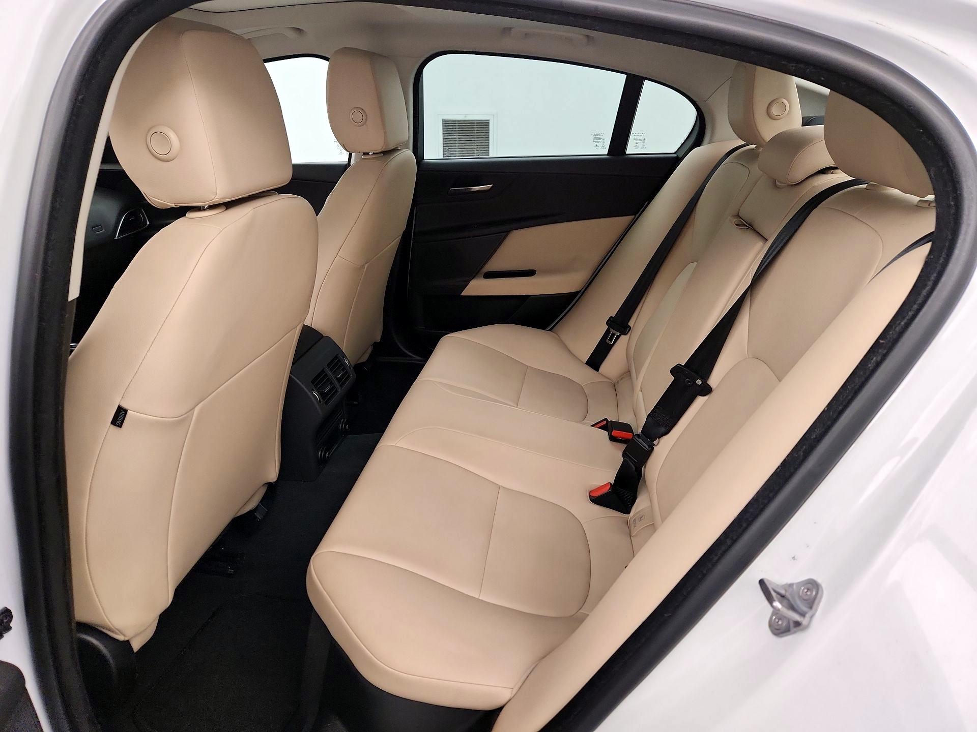 Thumbnail: 2019 Jaguar XE - 19