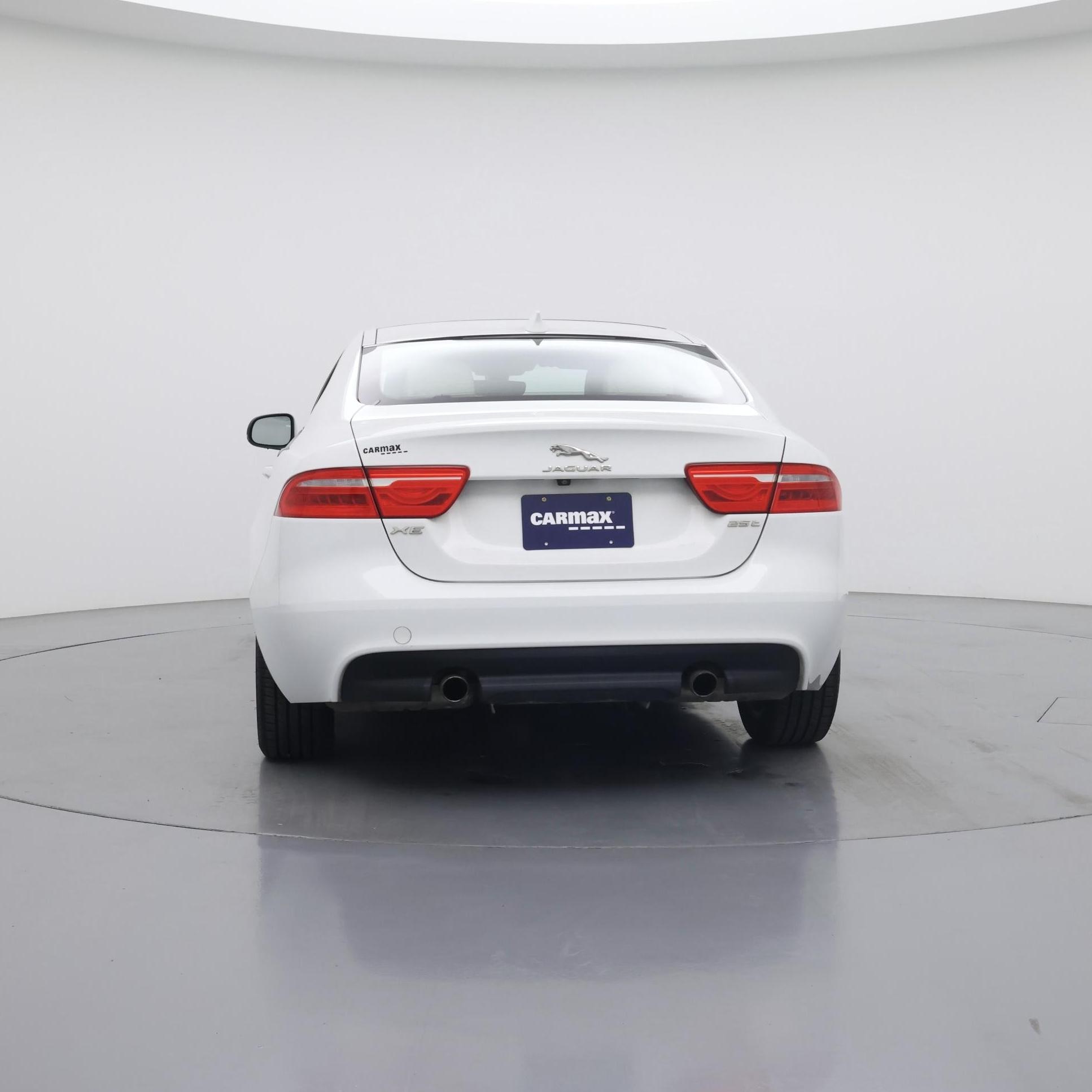Thumbnail: 2019 Jaguar XE - 6