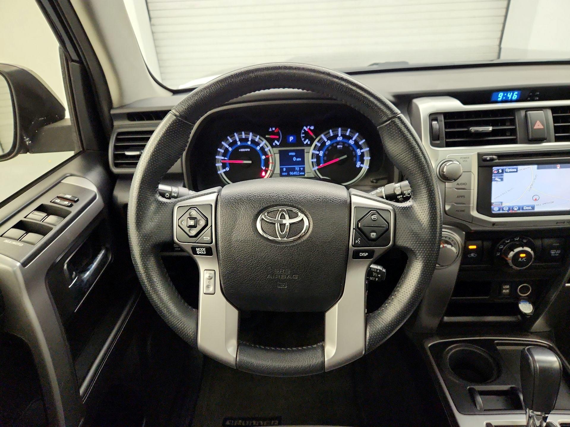 Thumbnail: 2017 Toyota 4Runner - 10