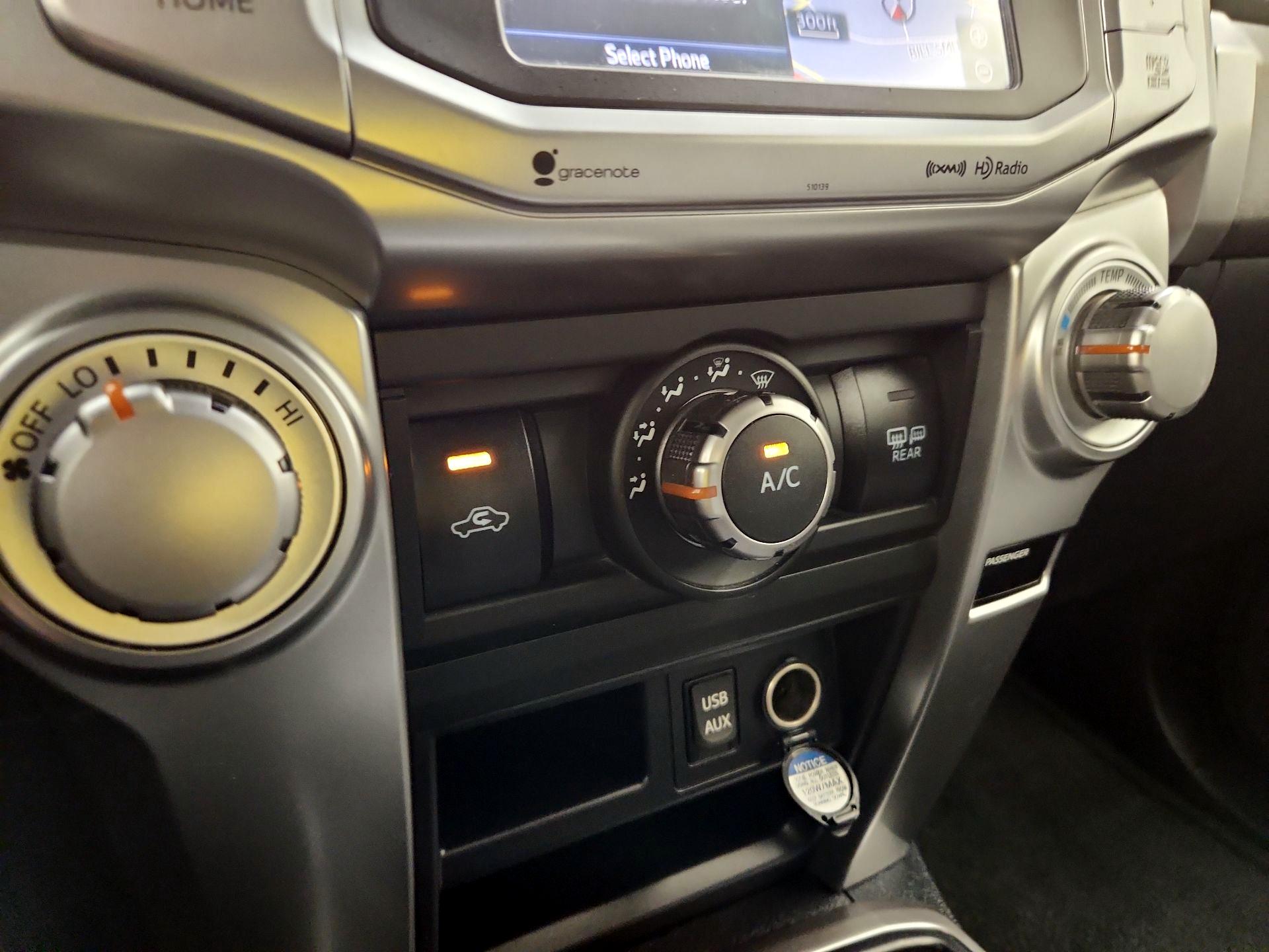 Thumbnail: 2017 Toyota 4Runner - 17