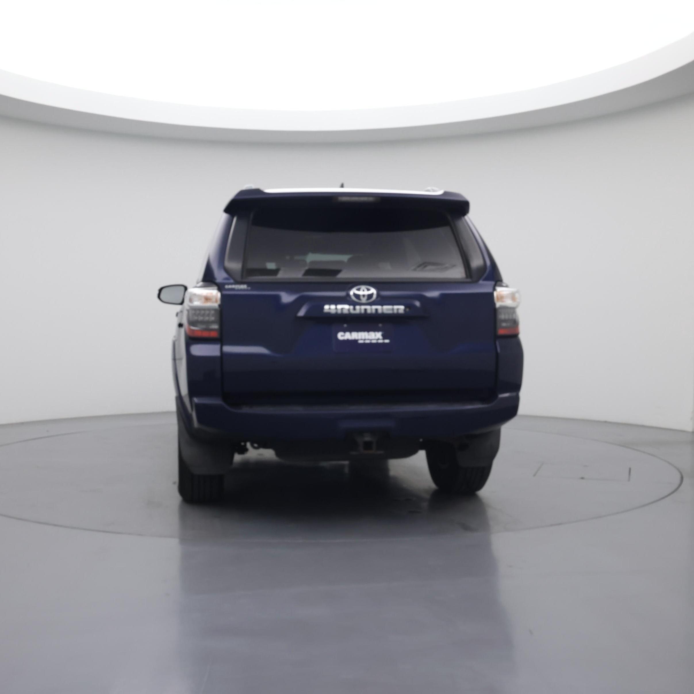 Thumbnail: 2017 Toyota 4Runner - 6