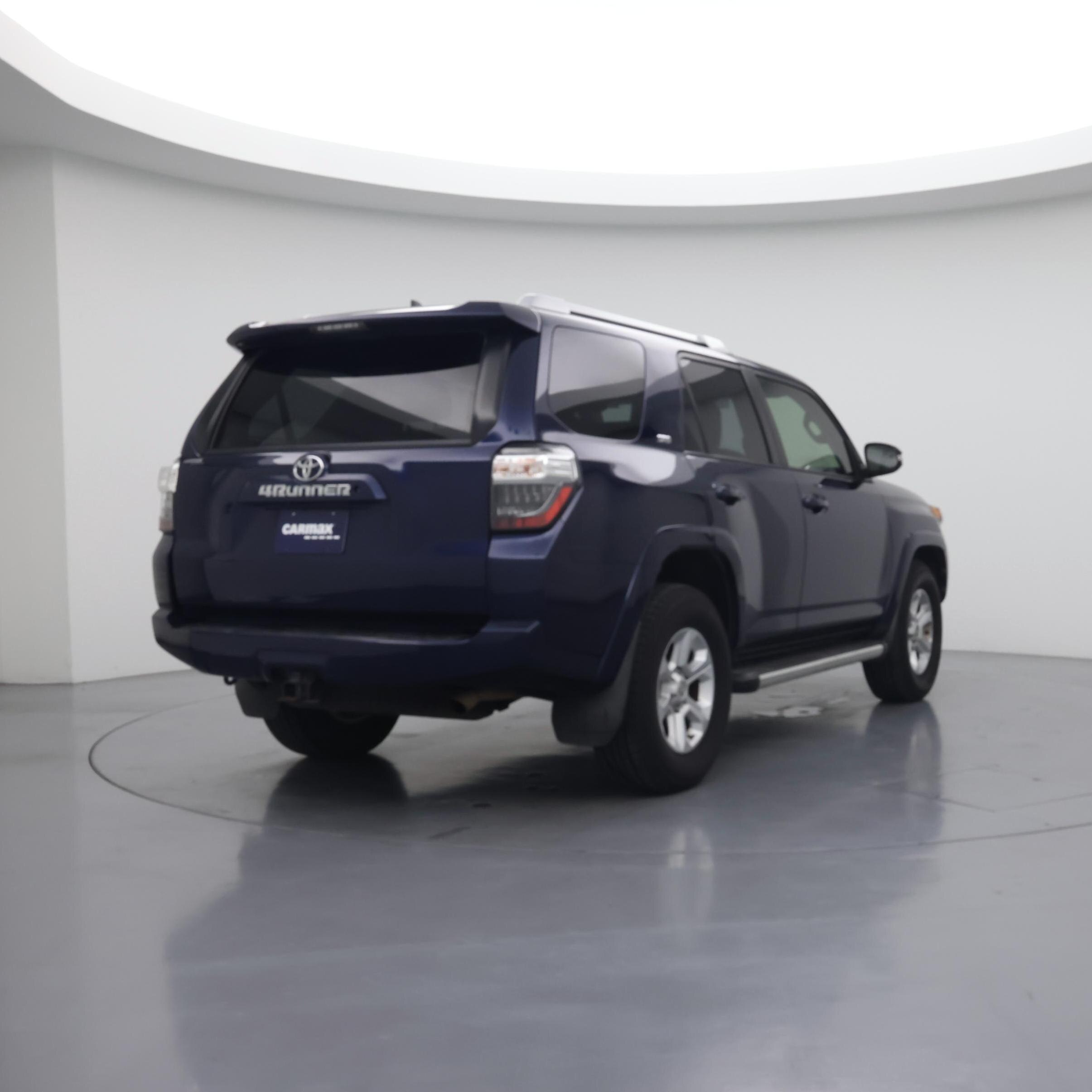 Thumbnail: 2017 Toyota 4Runner - 8