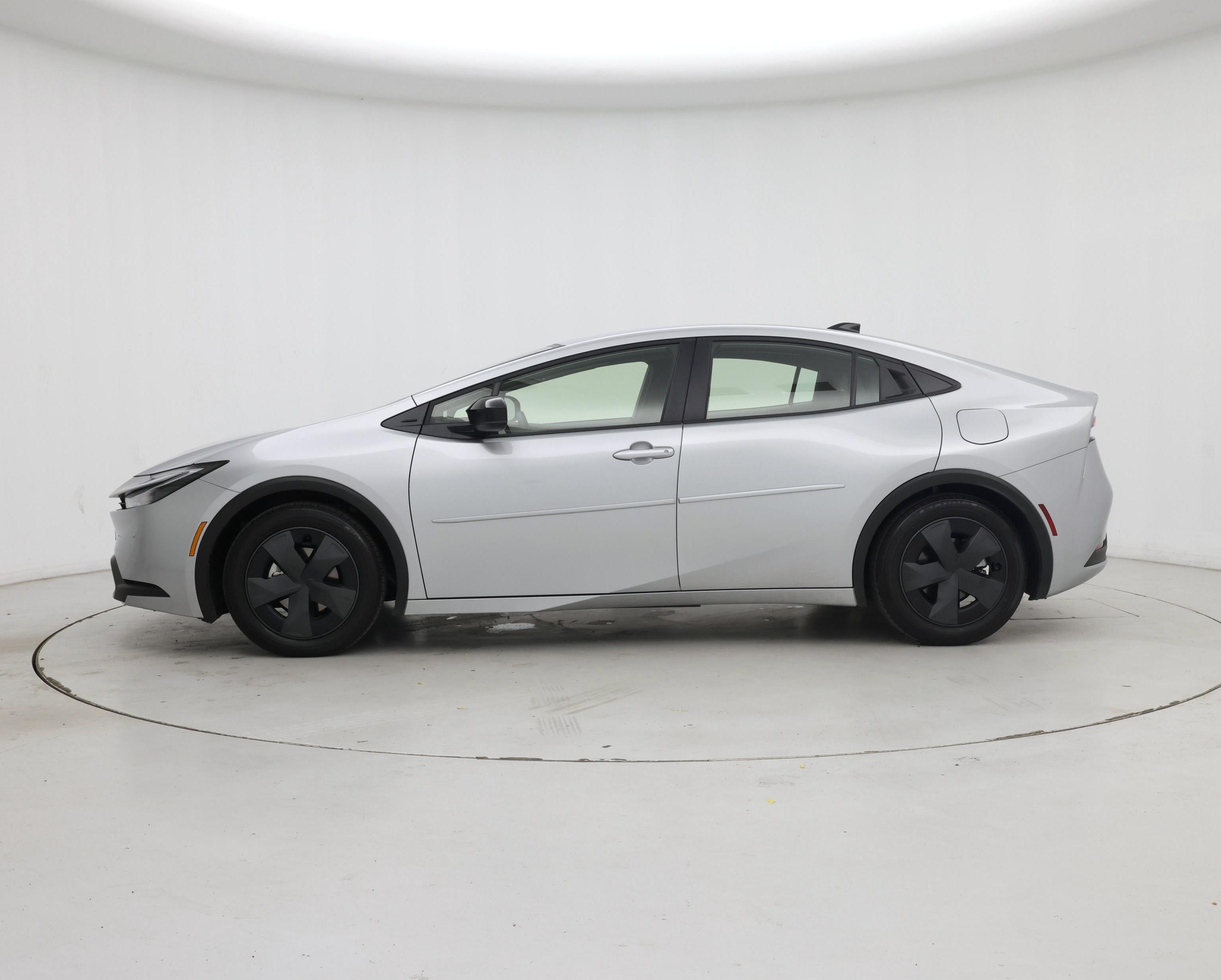 Thumbnail: 2026 Toyota Prius - 3