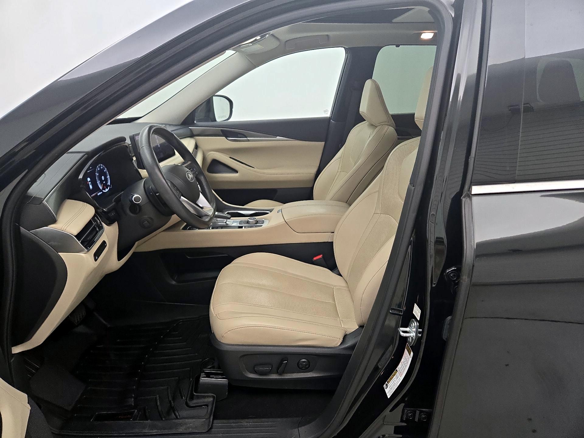Thumbnail: 2023 INFINITI QX60 - 11