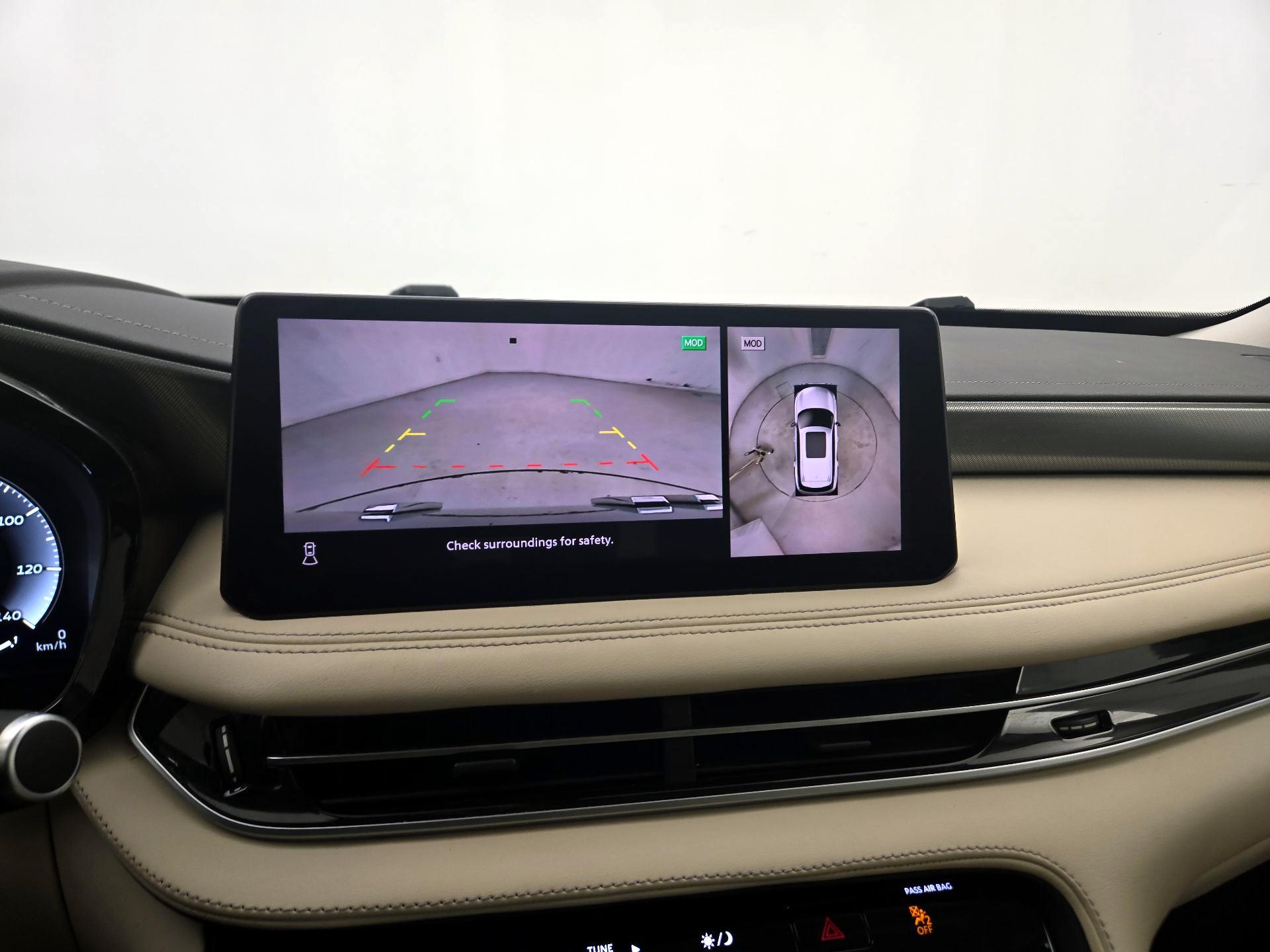 Thumbnail: 2023 INFINITI QX60 - 15