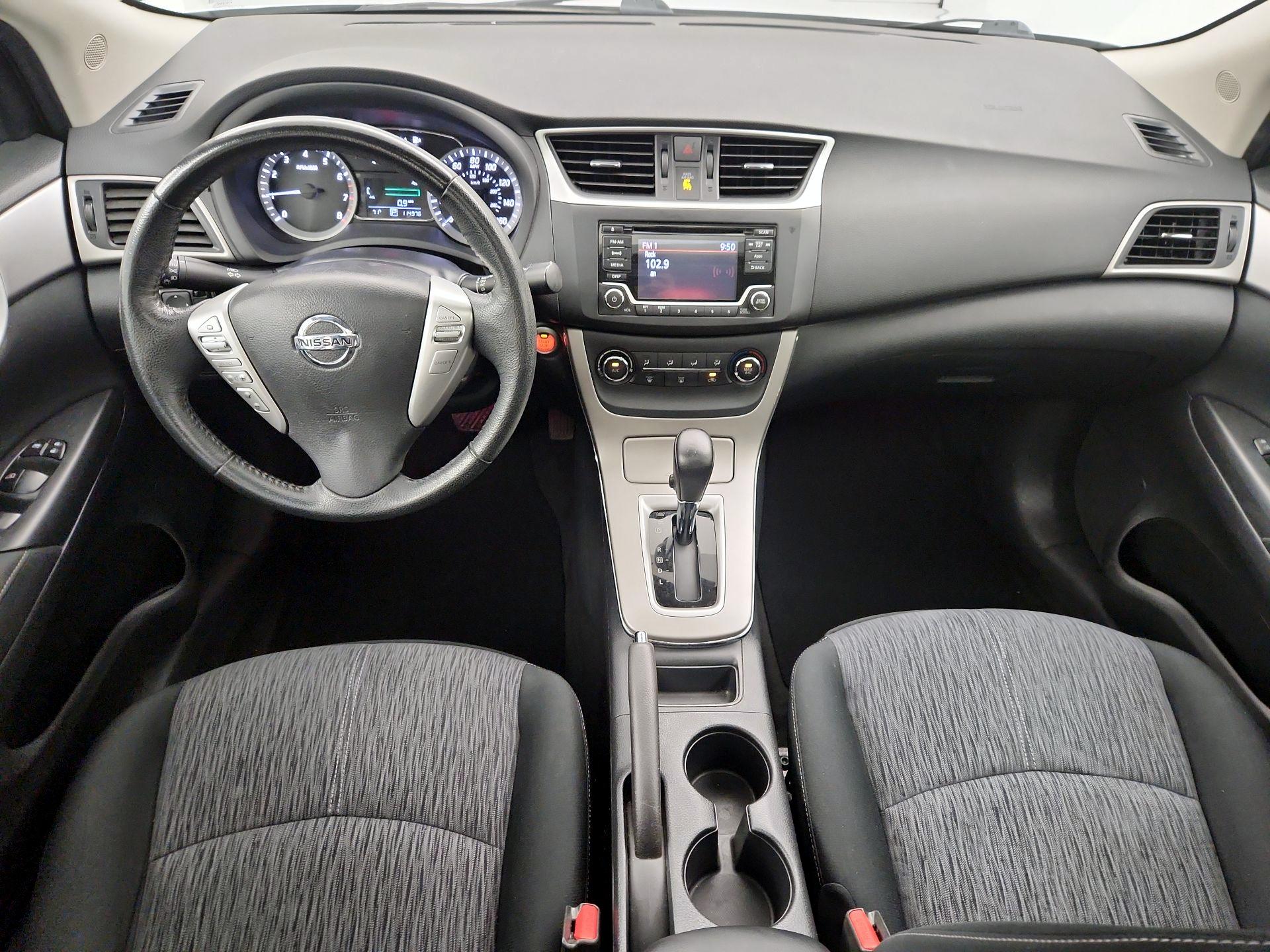 Thumbnail: 2015 Nissan Sentra - 9