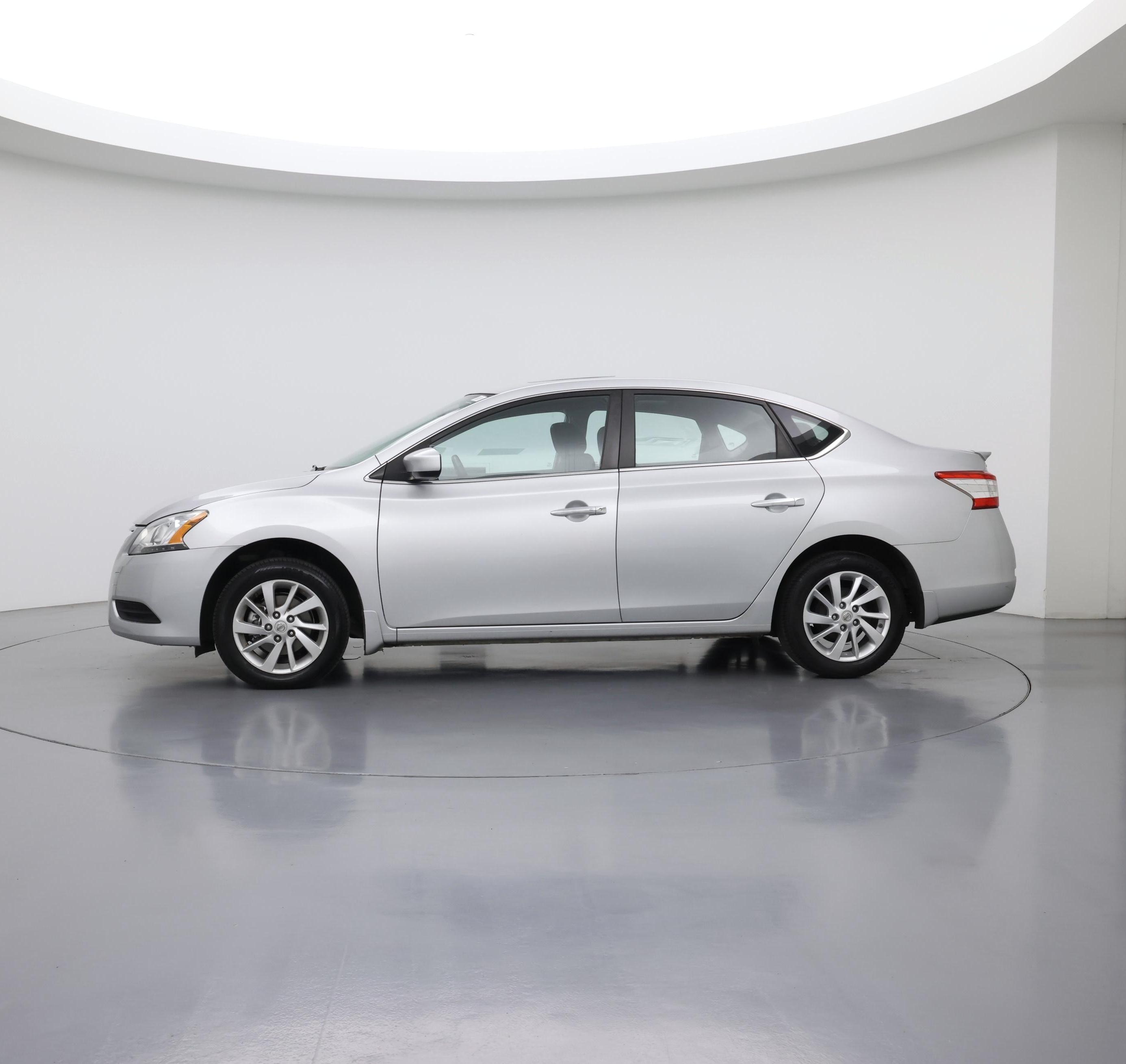 Thumbnail: 2015 Nissan Sentra - 3