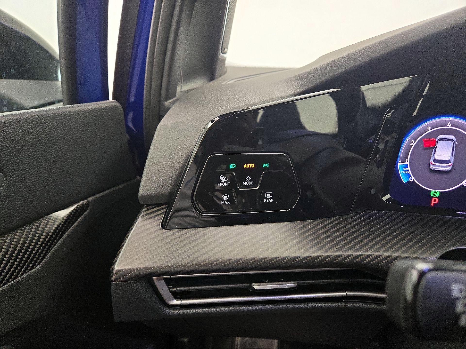 Thumbnail: 2025 Volkswagen Golf - 13