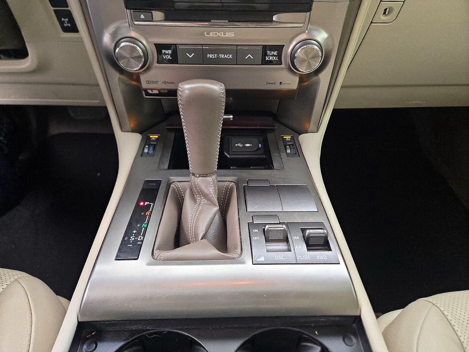 2019 Lexus GX PREMIUM - Photo 19