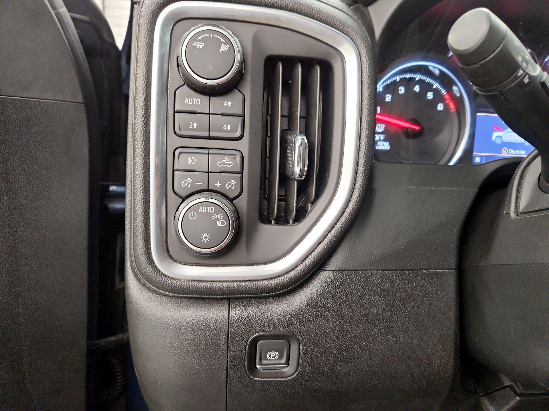 Thumbnail: 2019 Chevrolet Silverado 1500 - 13