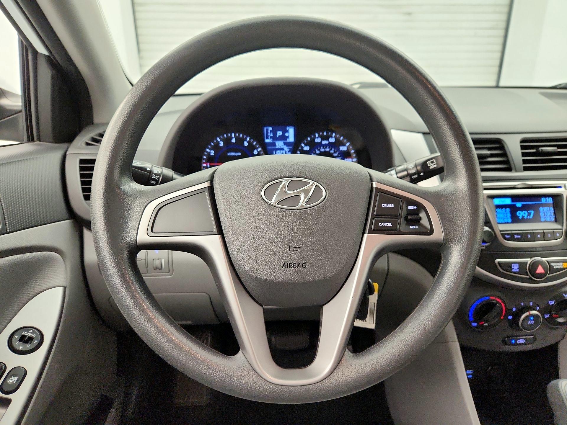 Thumbnail: 2015 Hyundai Accent - 10