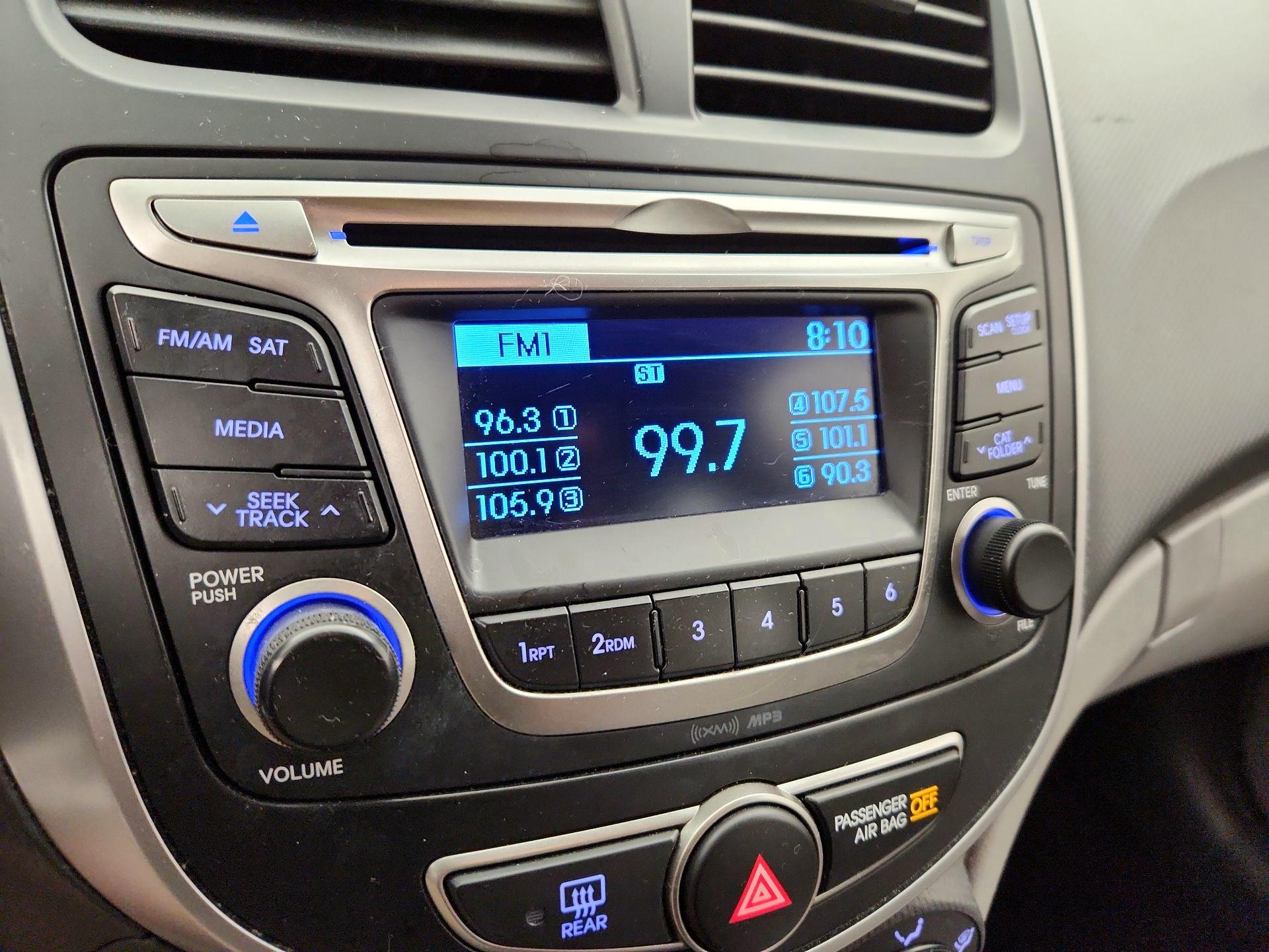 Thumbnail: 2015 Hyundai Accent - 14