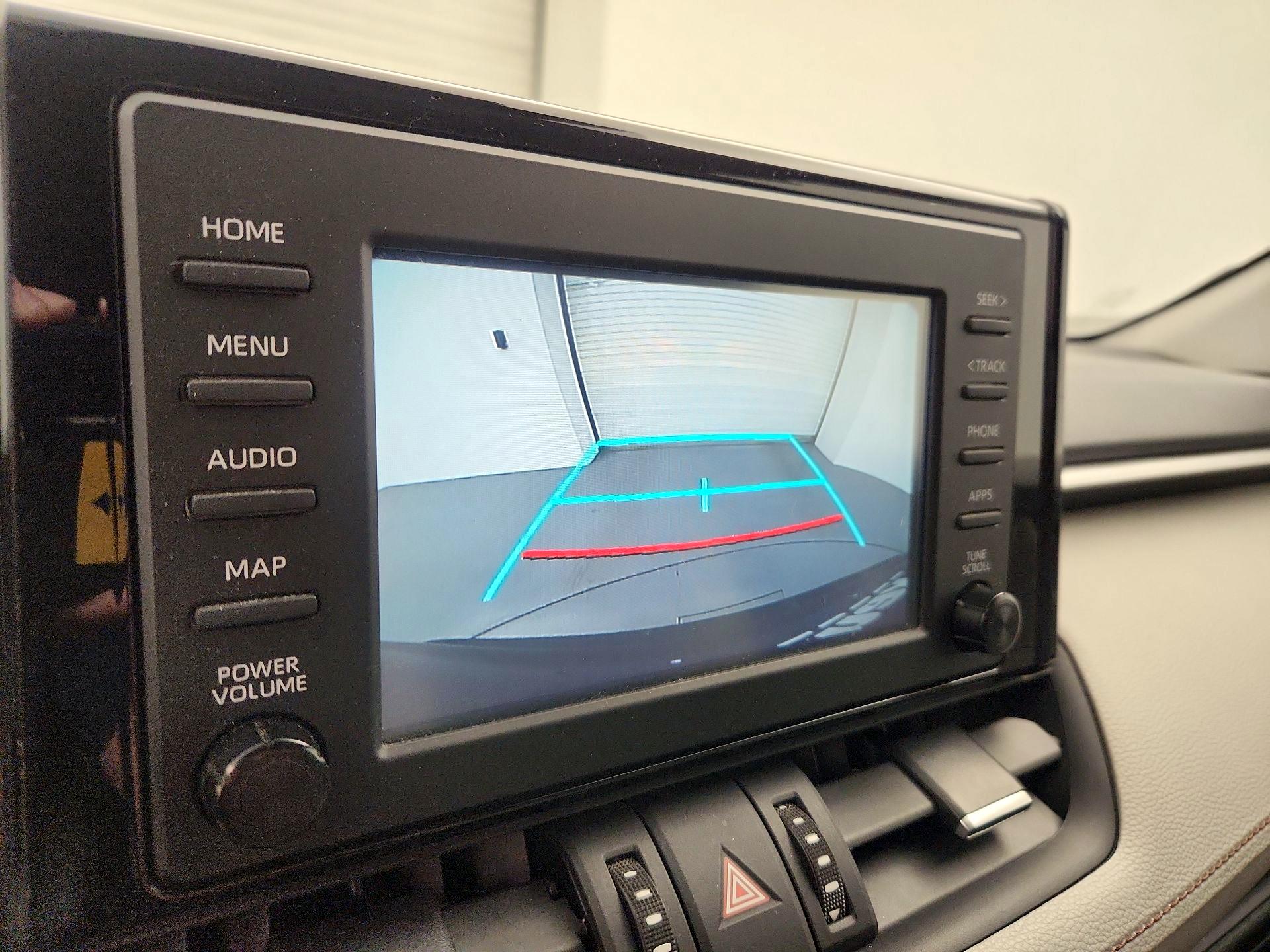 Thumbnail: 2019 Toyota RAV4 - 14