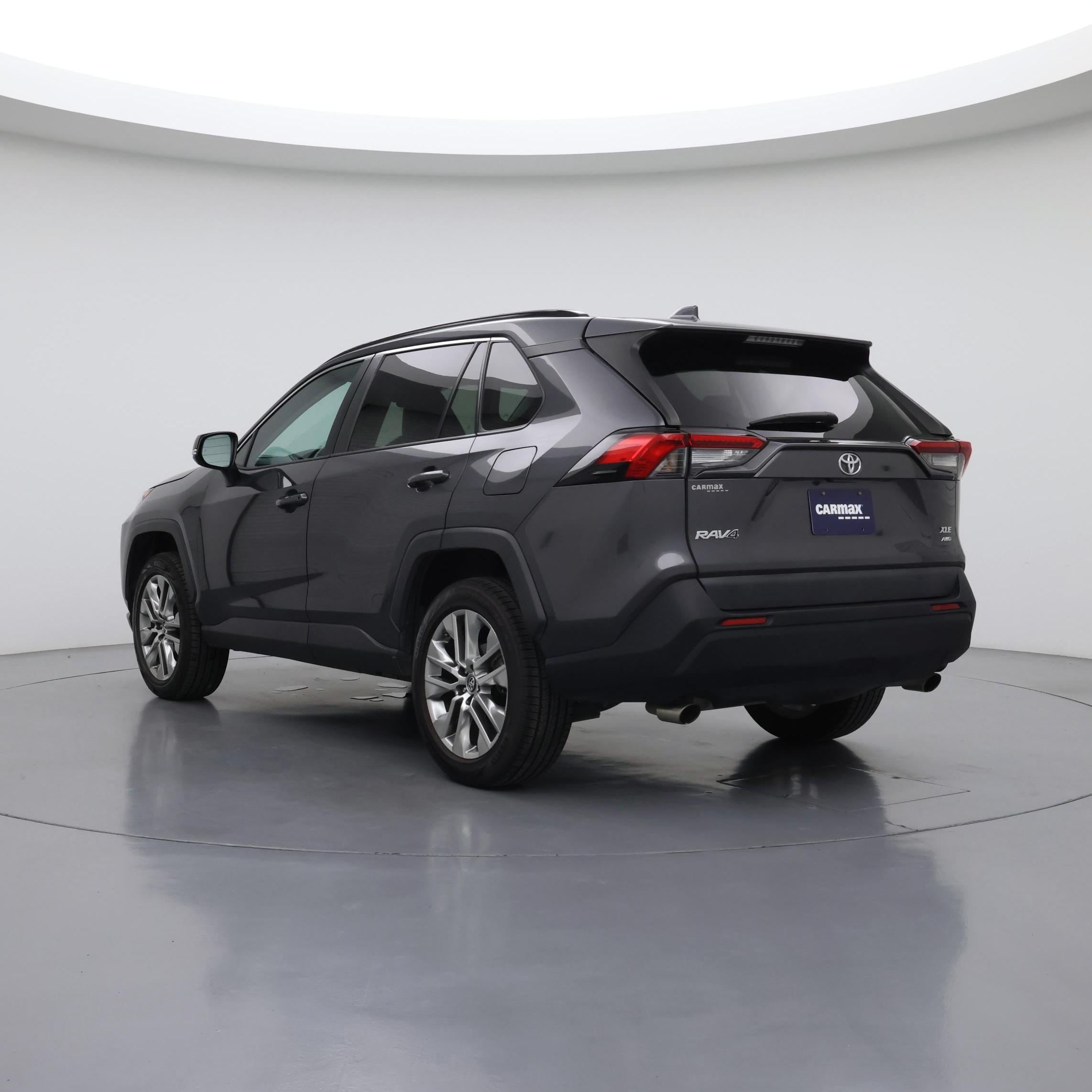 Thumbnail: 2019 Toyota RAV4 - 2