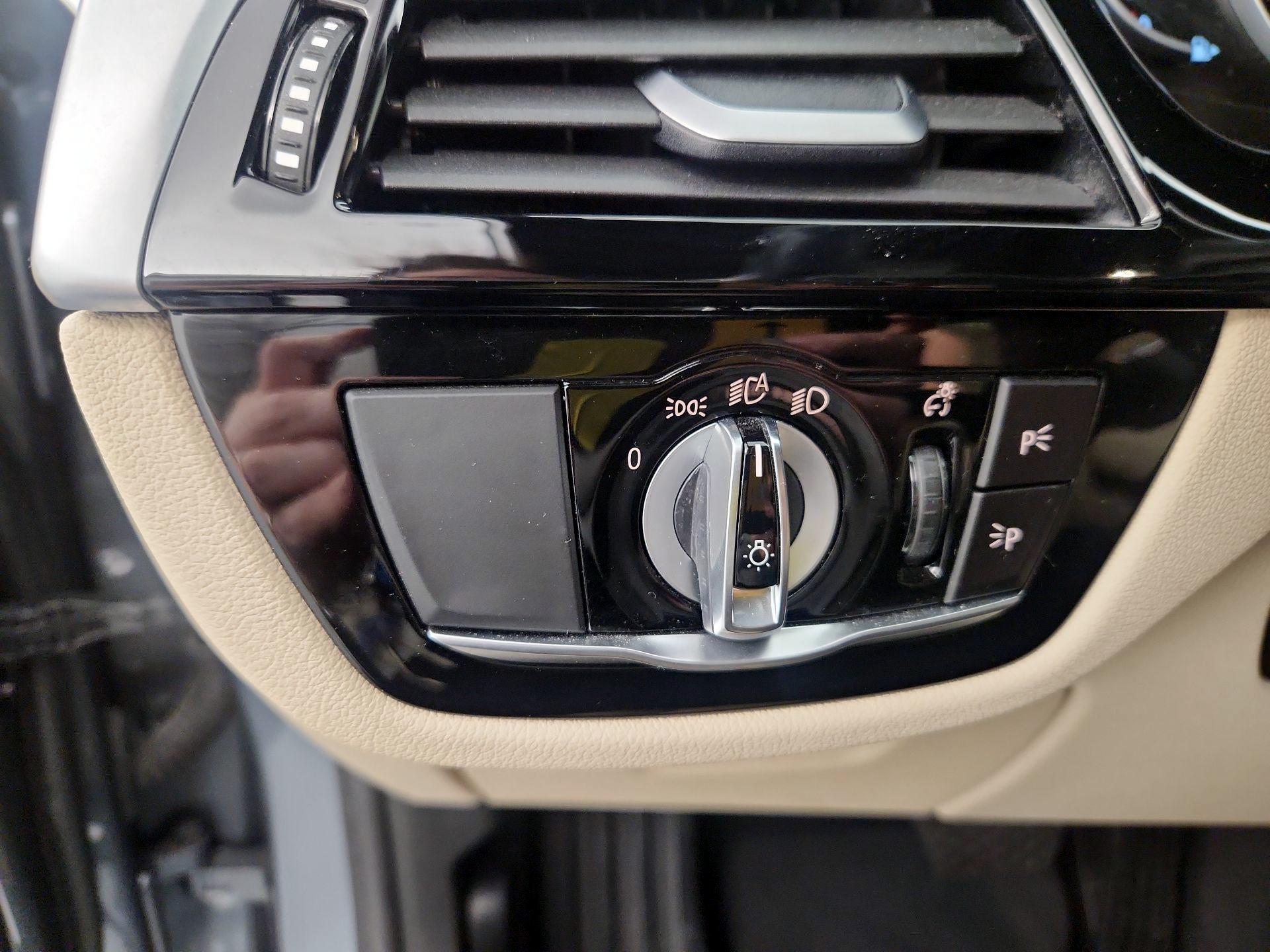 Thumbnail: 2019 BMW 5 Series - 13