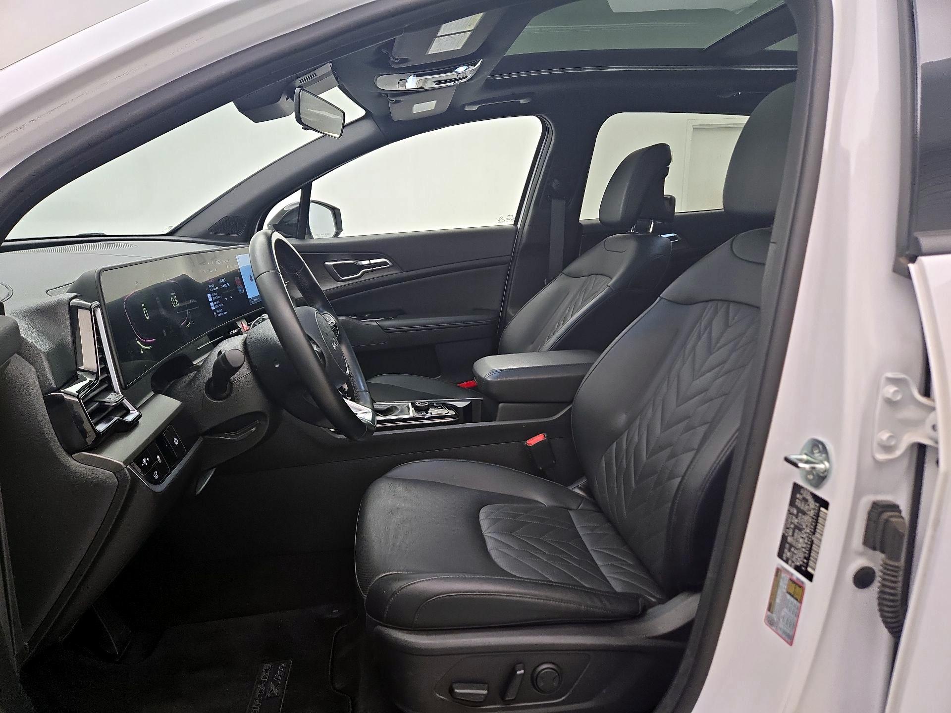 Thumbnail: 2023 Kia Sportage - 11