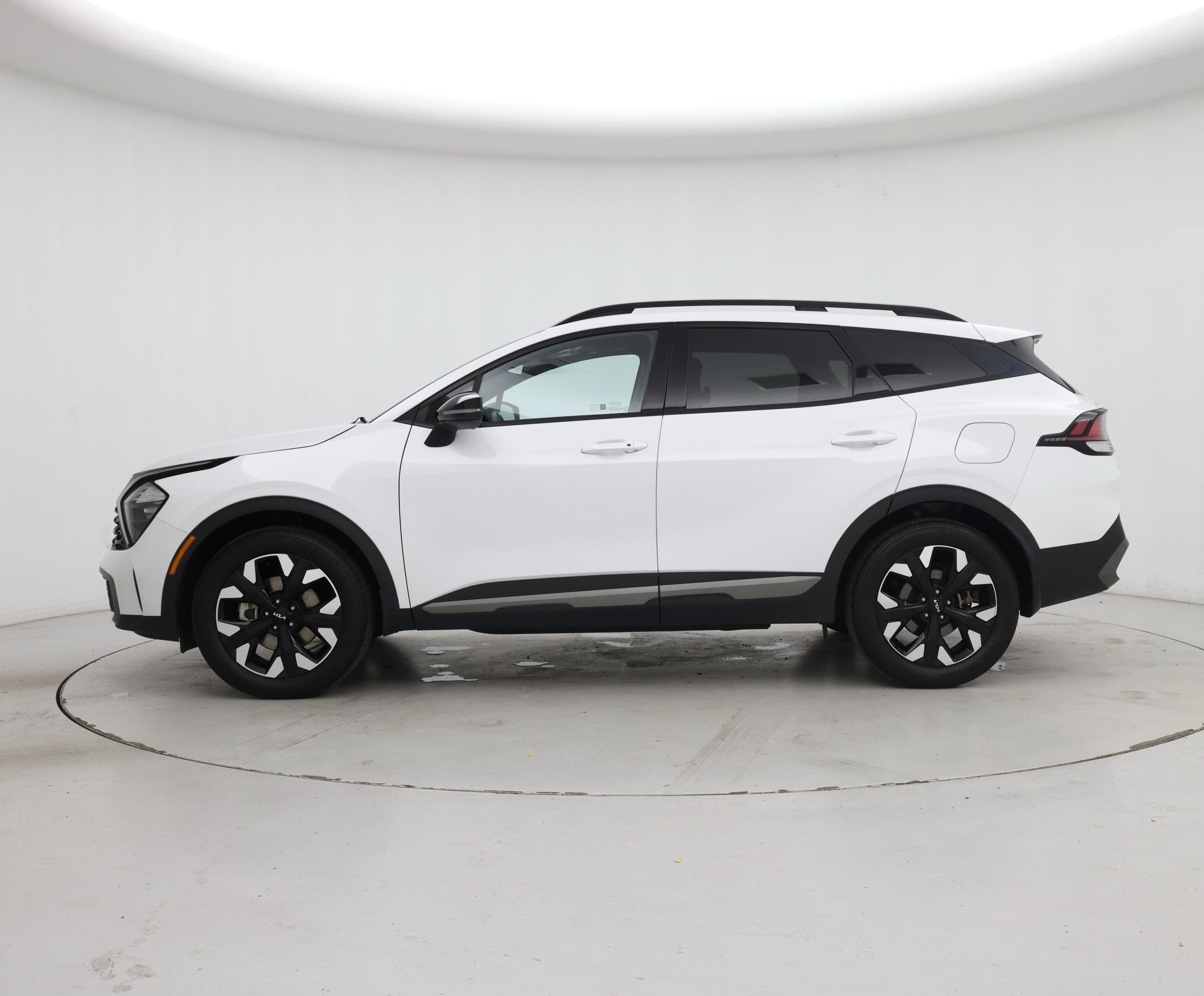 Thumbnail: 2023 Kia Sportage - 3