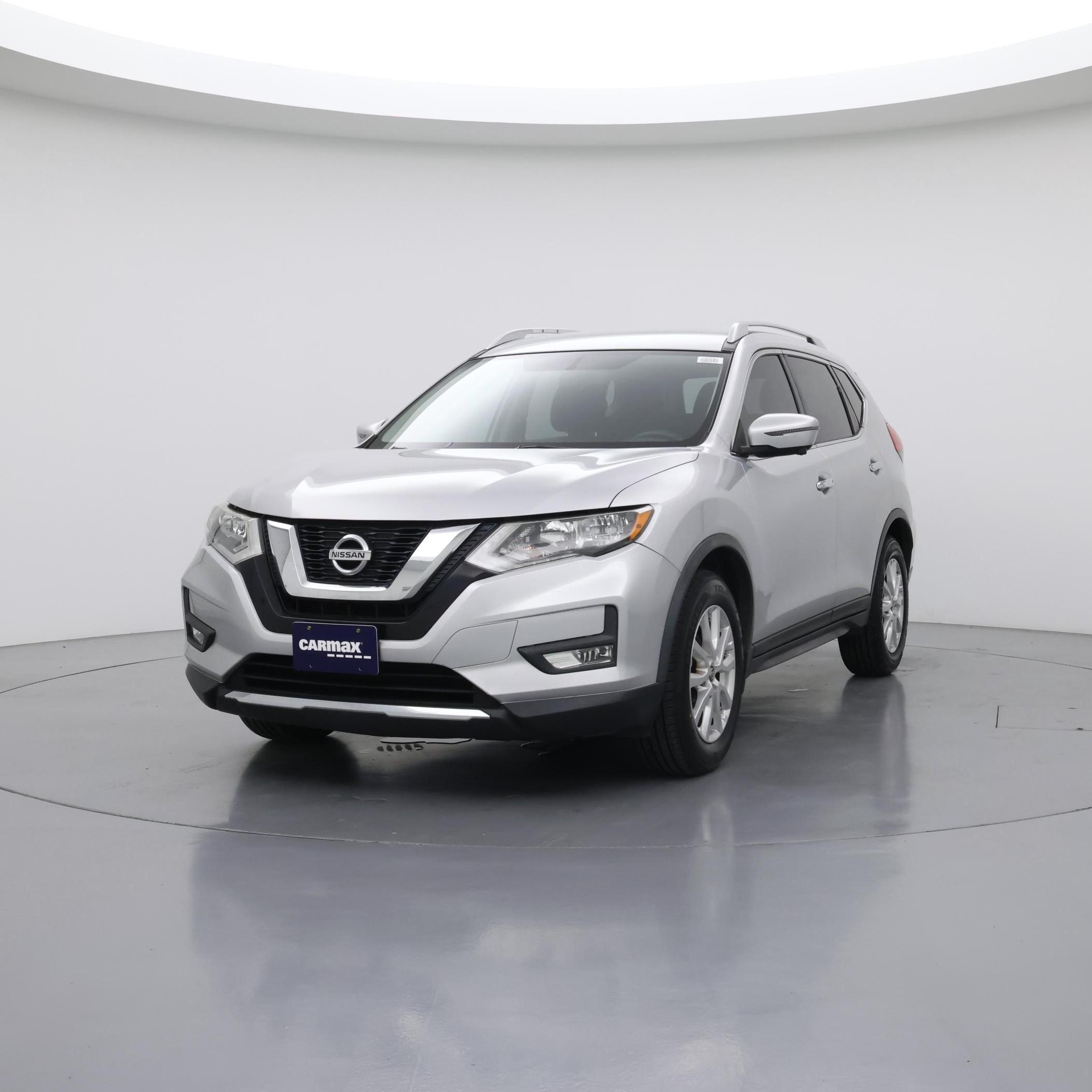 Thumbnail: 2017 Nissan Rogue - 4