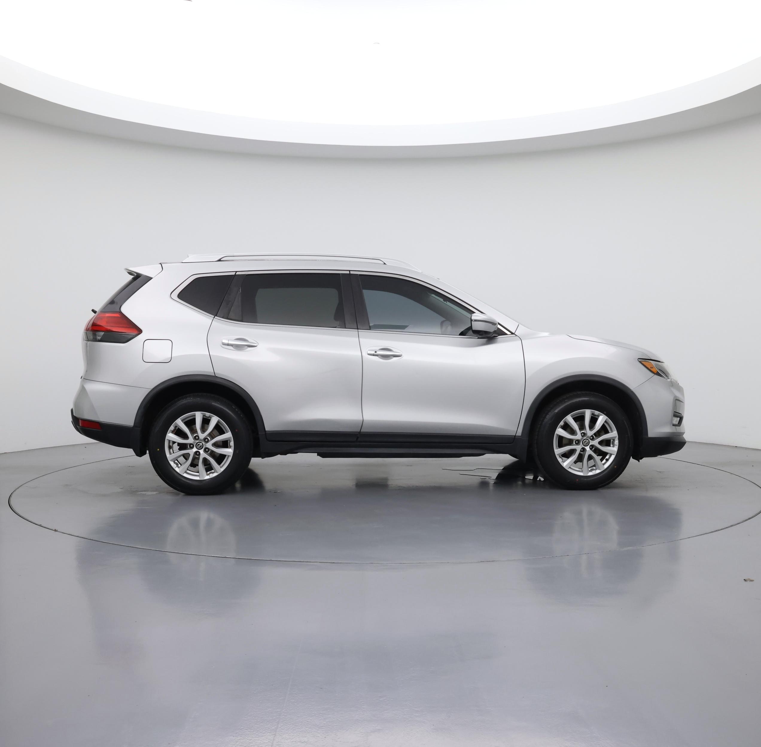 Thumbnail: 2017 Nissan Rogue - 7