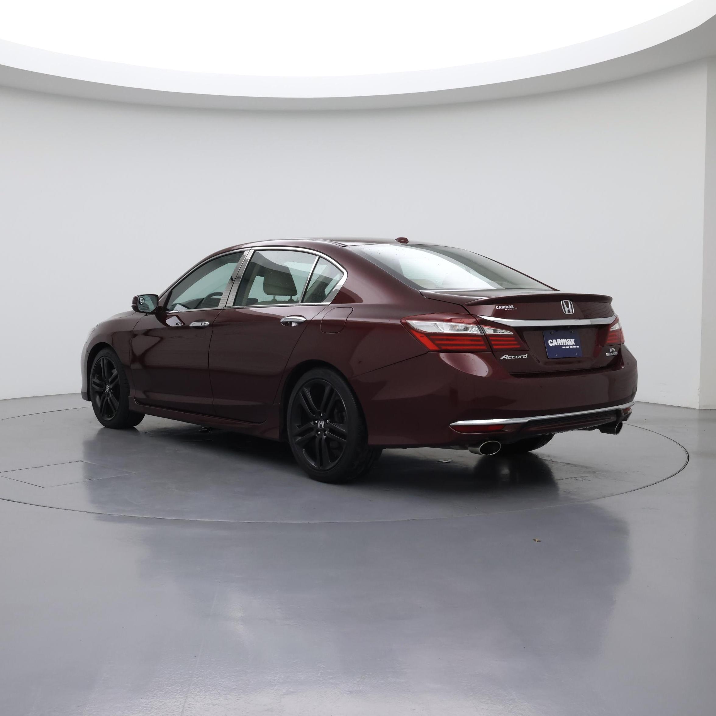 Thumbnail: 2017 Honda Accord - 2