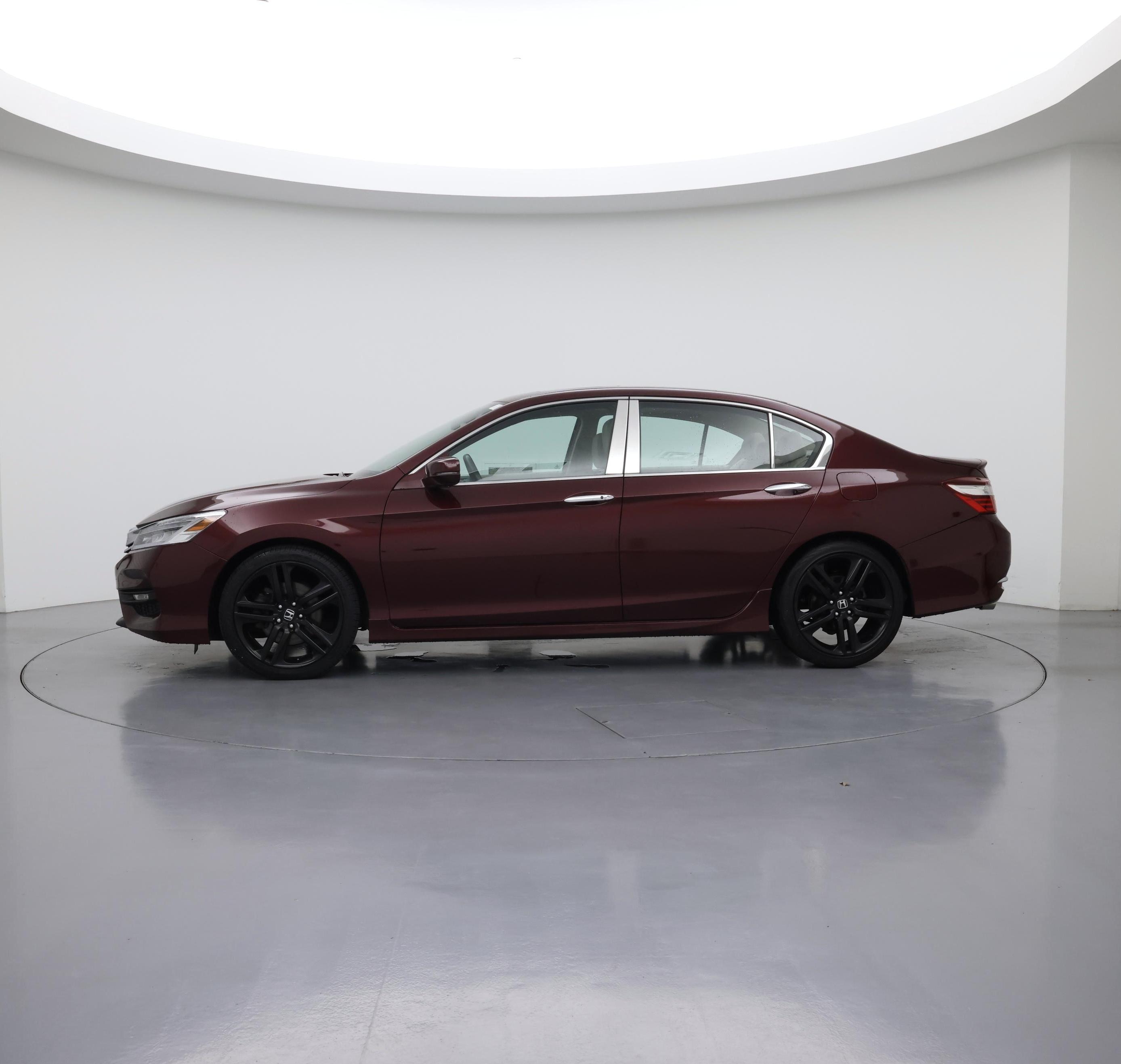 Thumbnail: 2017 Honda Accord - 3