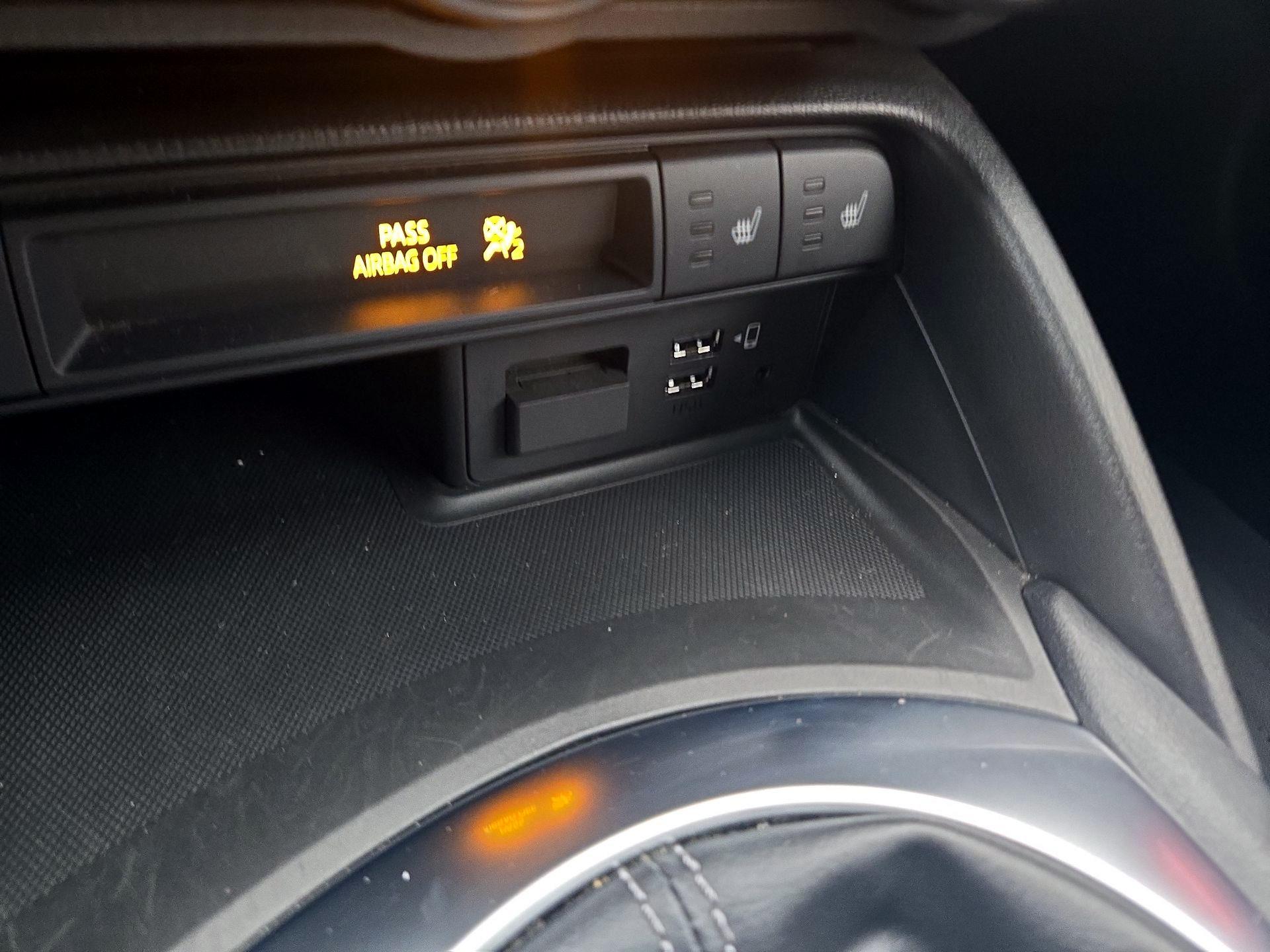 Thumbnail: 2021 Mazda MX-5 Miata - 19