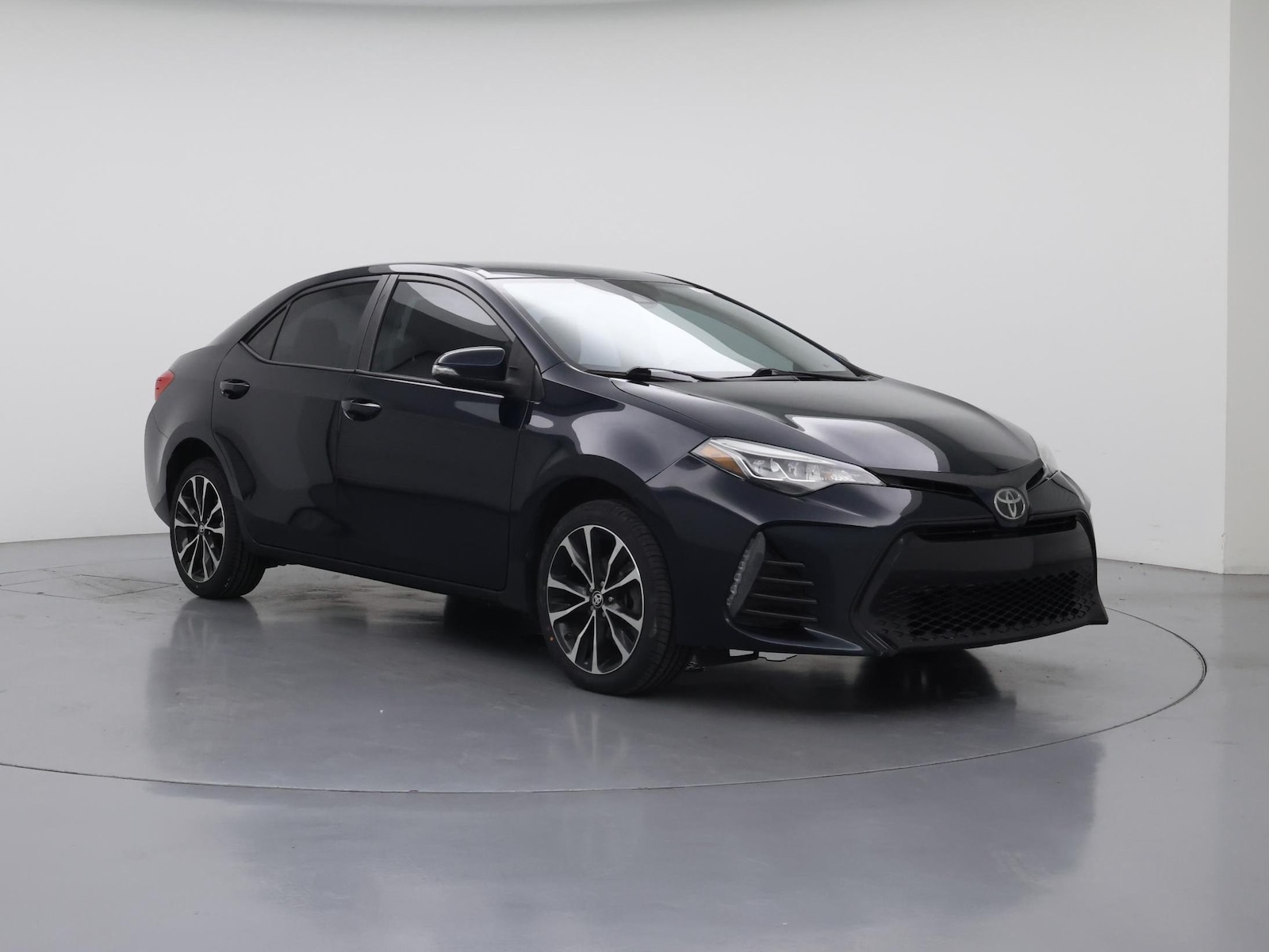 2019 Toyota Corolla SE - Photo 2