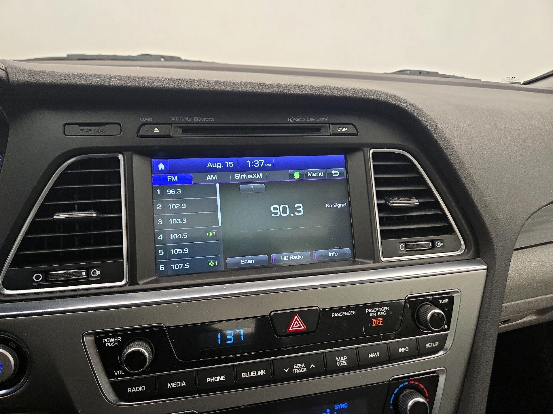 Thumbnail: 2015 Hyundai Sonata - 15
