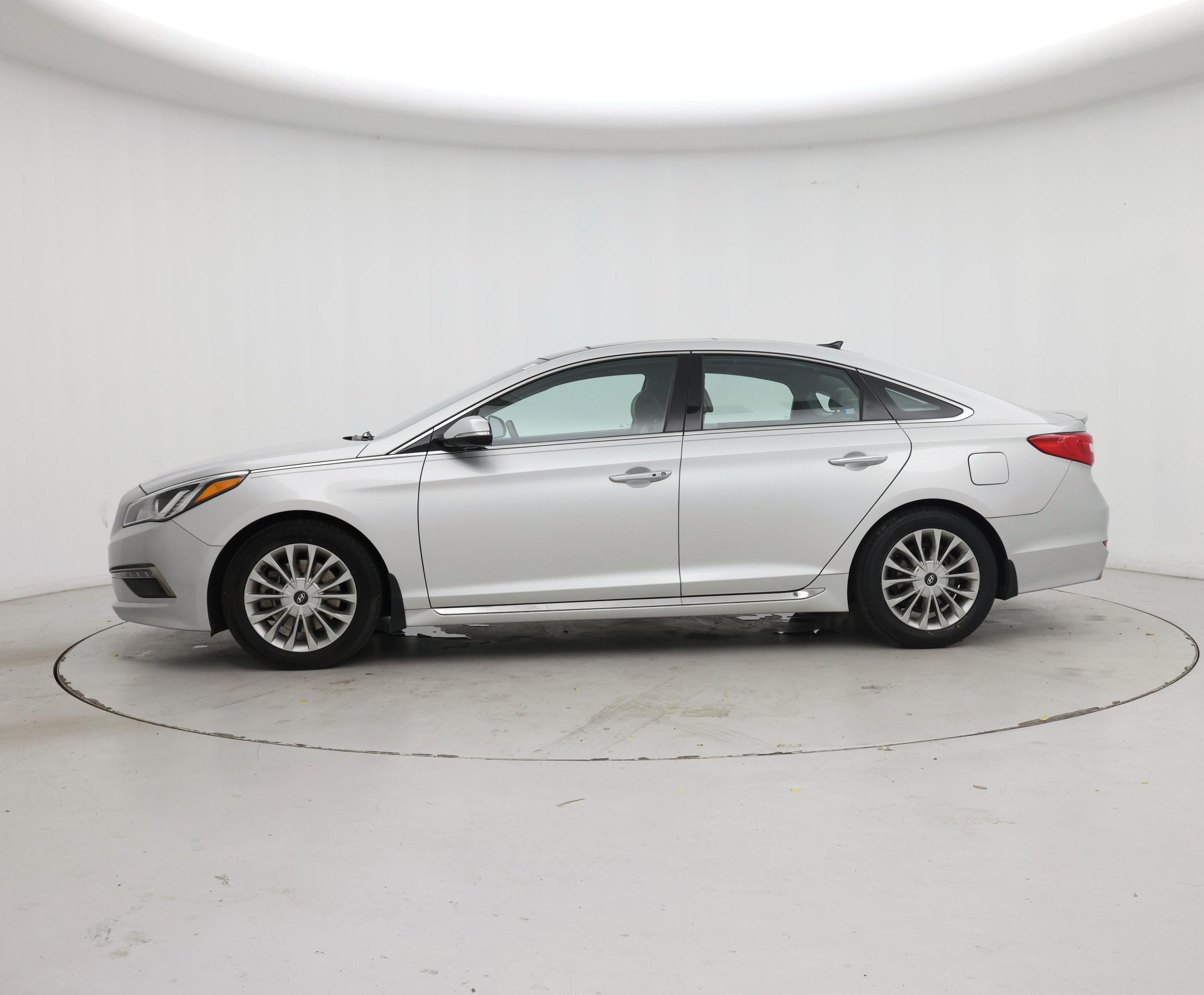 Thumbnail: 2015 Hyundai Sonata - 3