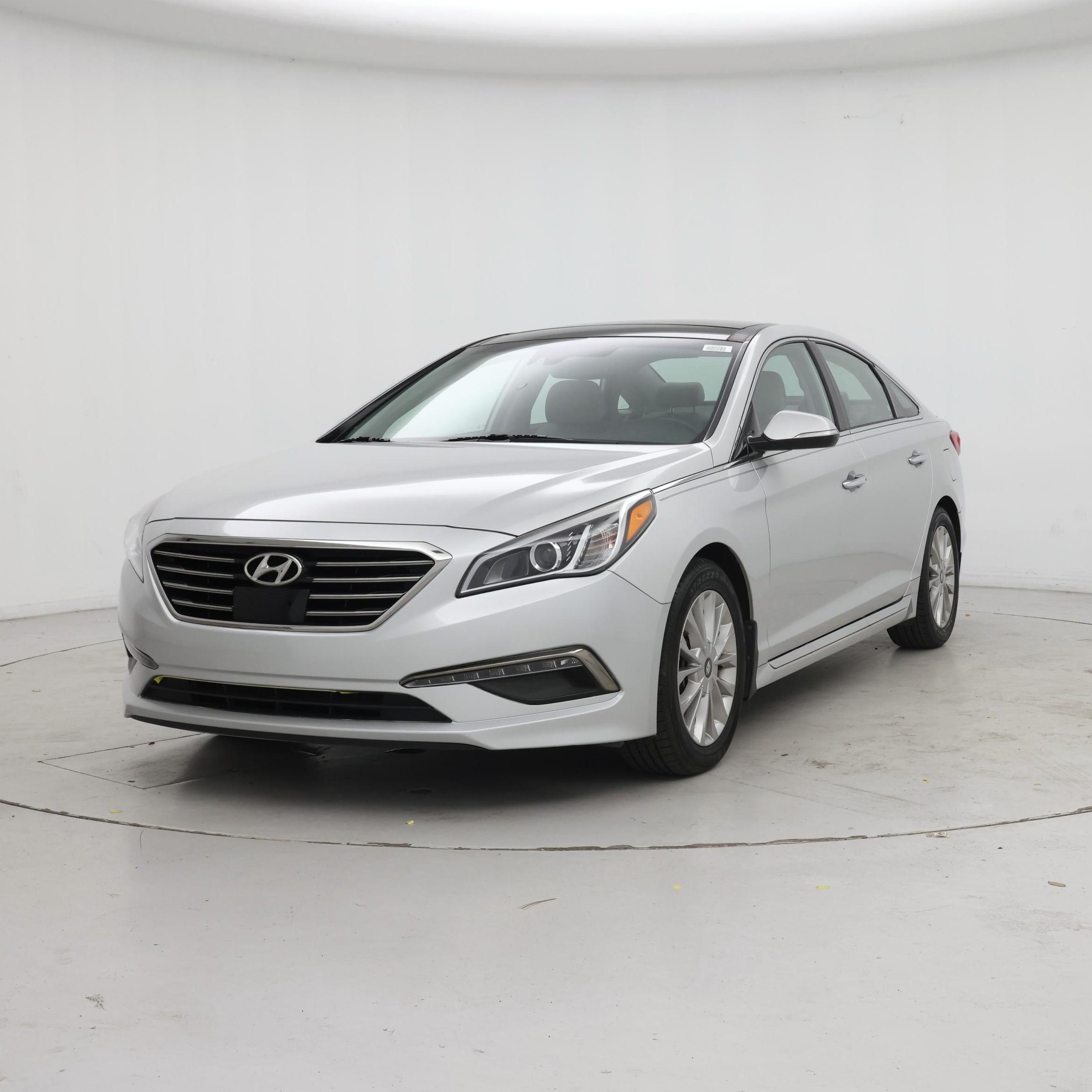 Thumbnail: 2015 Hyundai Sonata - 4