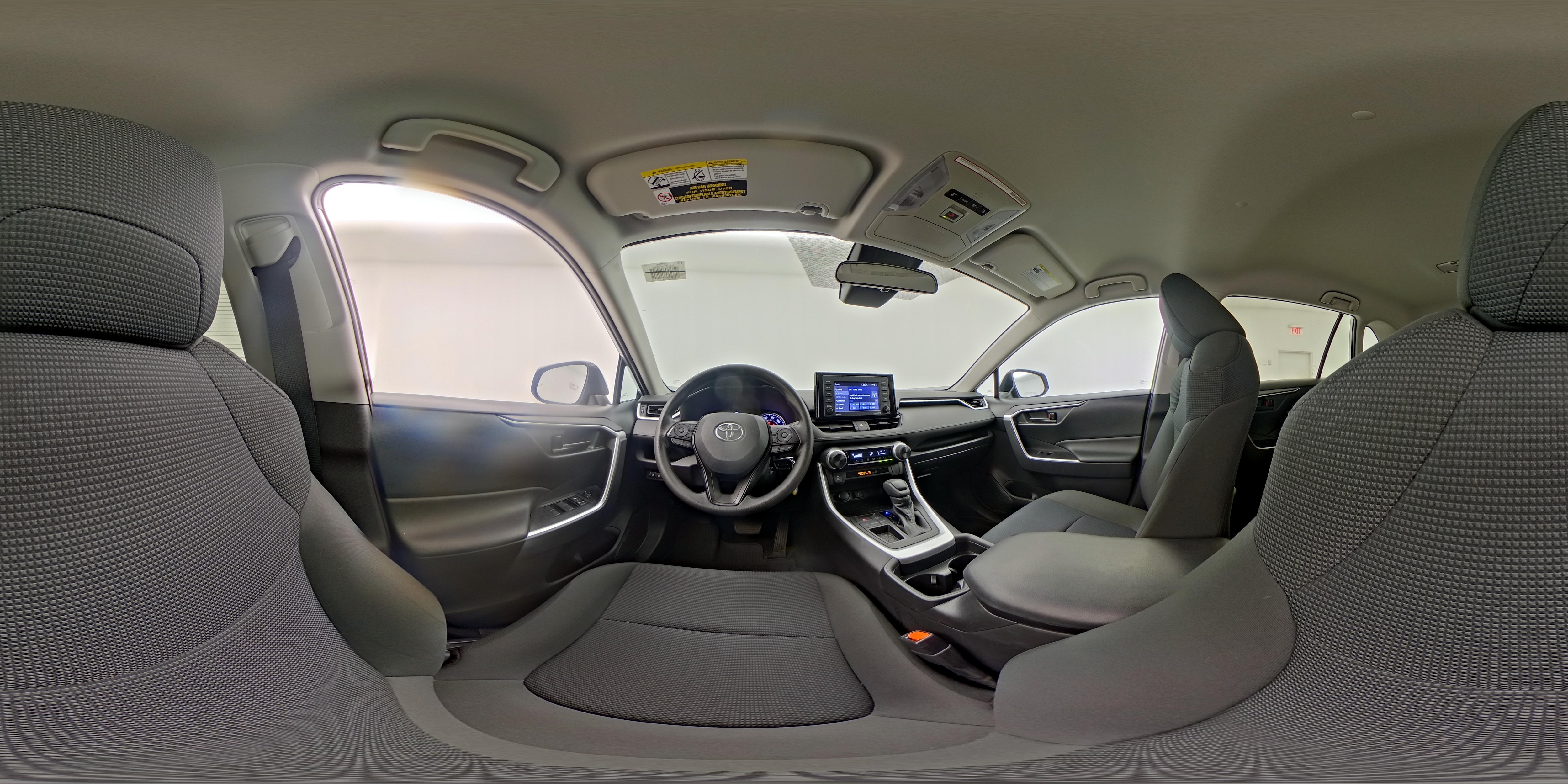 2021 Toyota RAV4 LE - Photo 26